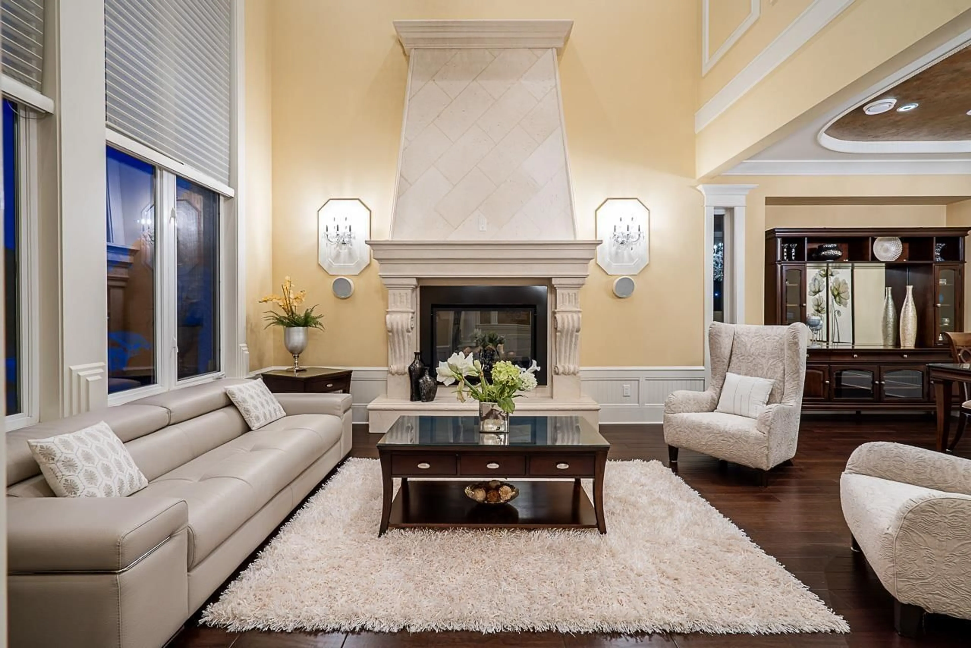 Living room with furniture, unknown for 8257 171, Surrey British Columbia V4N0B2