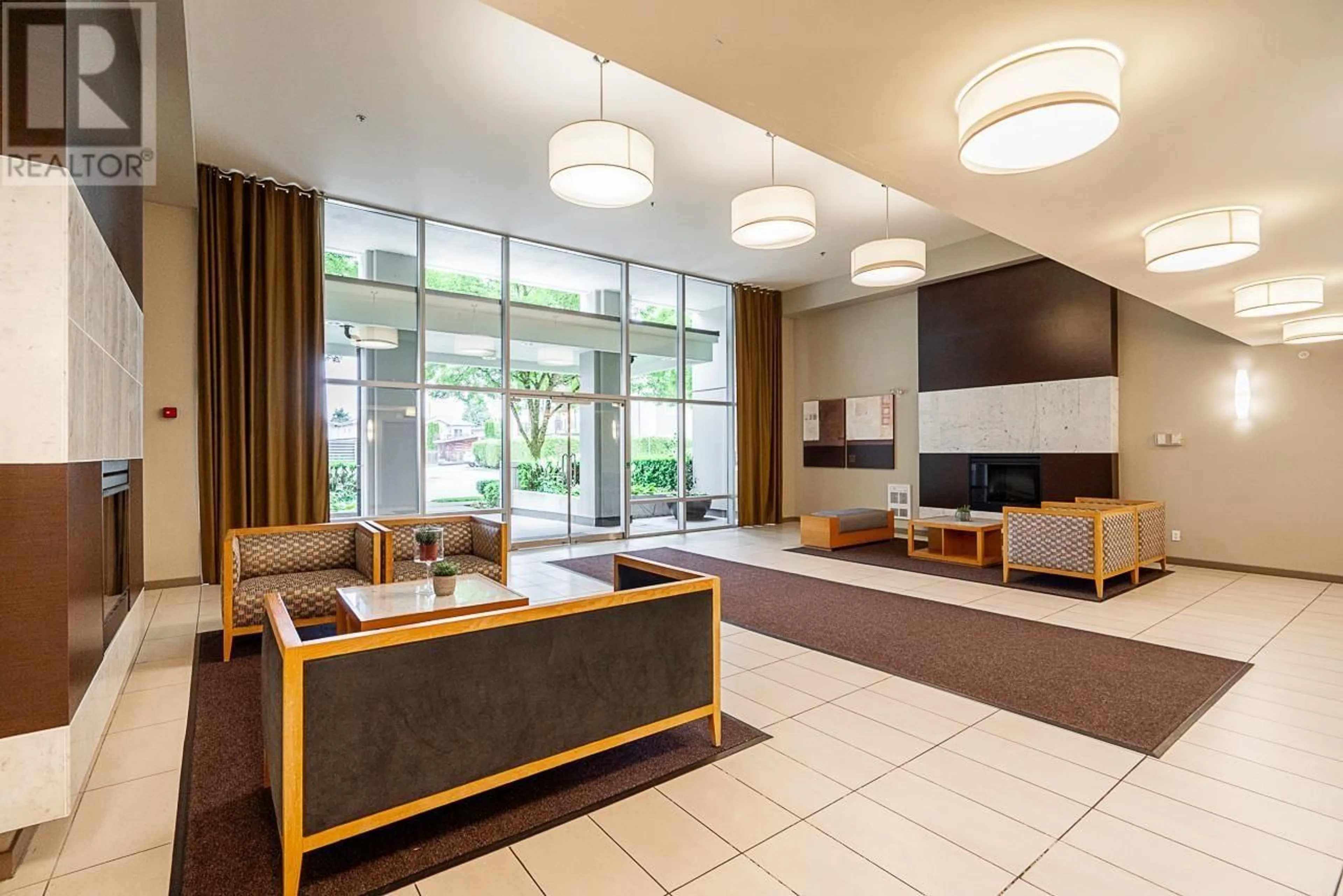 Lobby for 211 - 7138 COLLIER STREET, Burnaby British Columbia V5E0A2