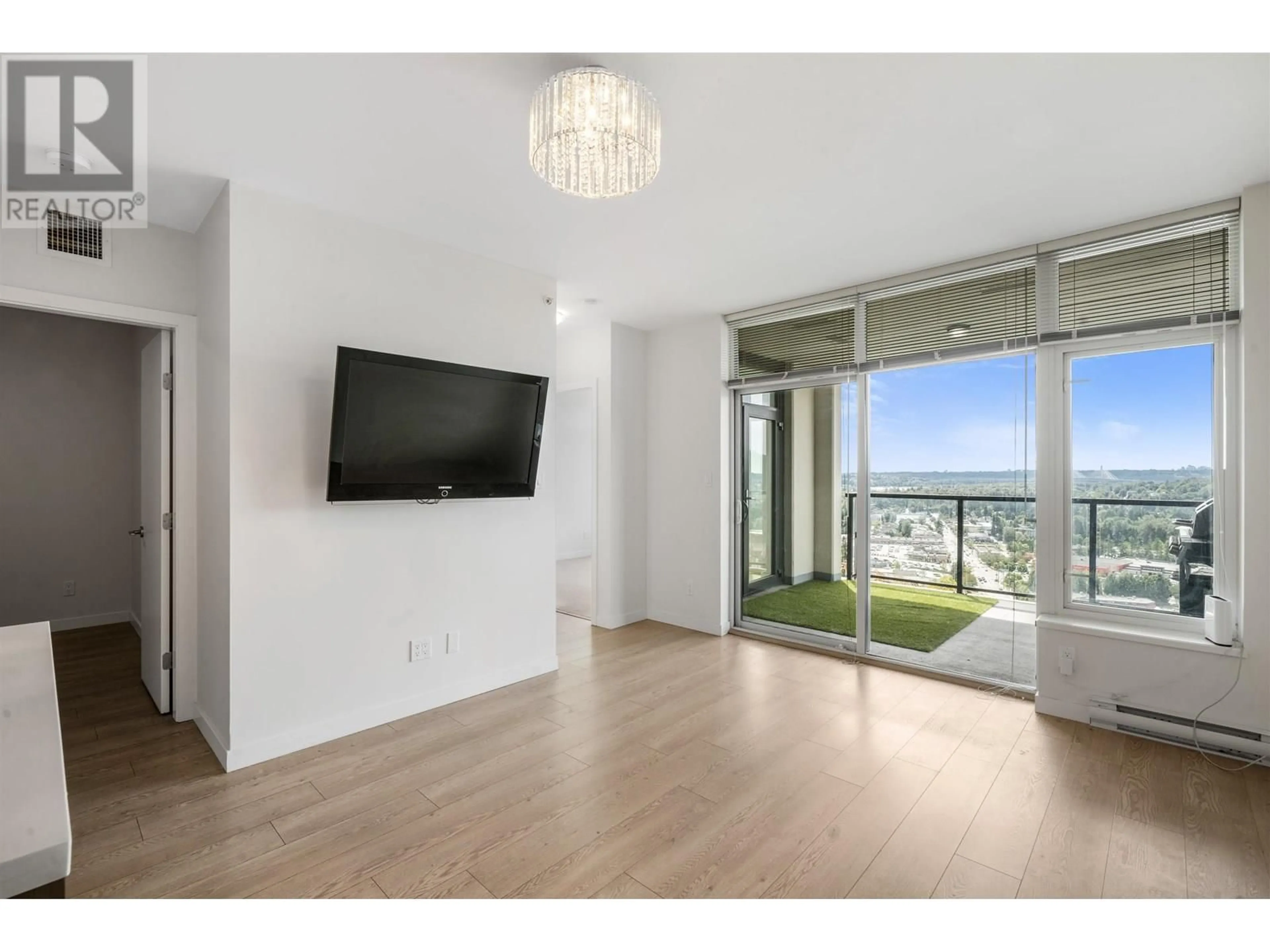 A pic of a room for 3205 - 3080 LINCOLN AVENUE, Coquitlam British Columbia V3B0L9
