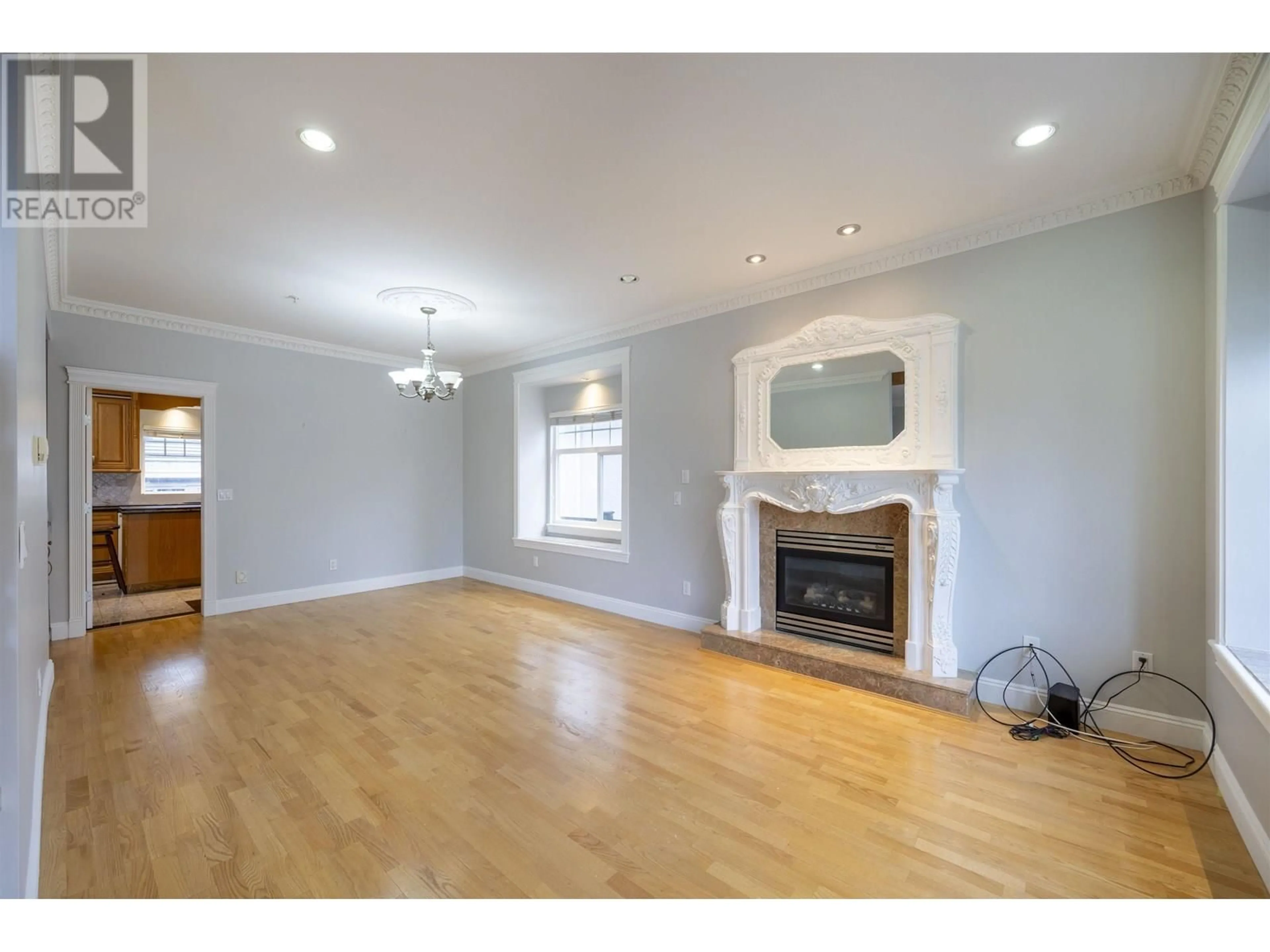Unknown for 3311 44TH AVENUE, Vancouver British Columbia V5R3B3