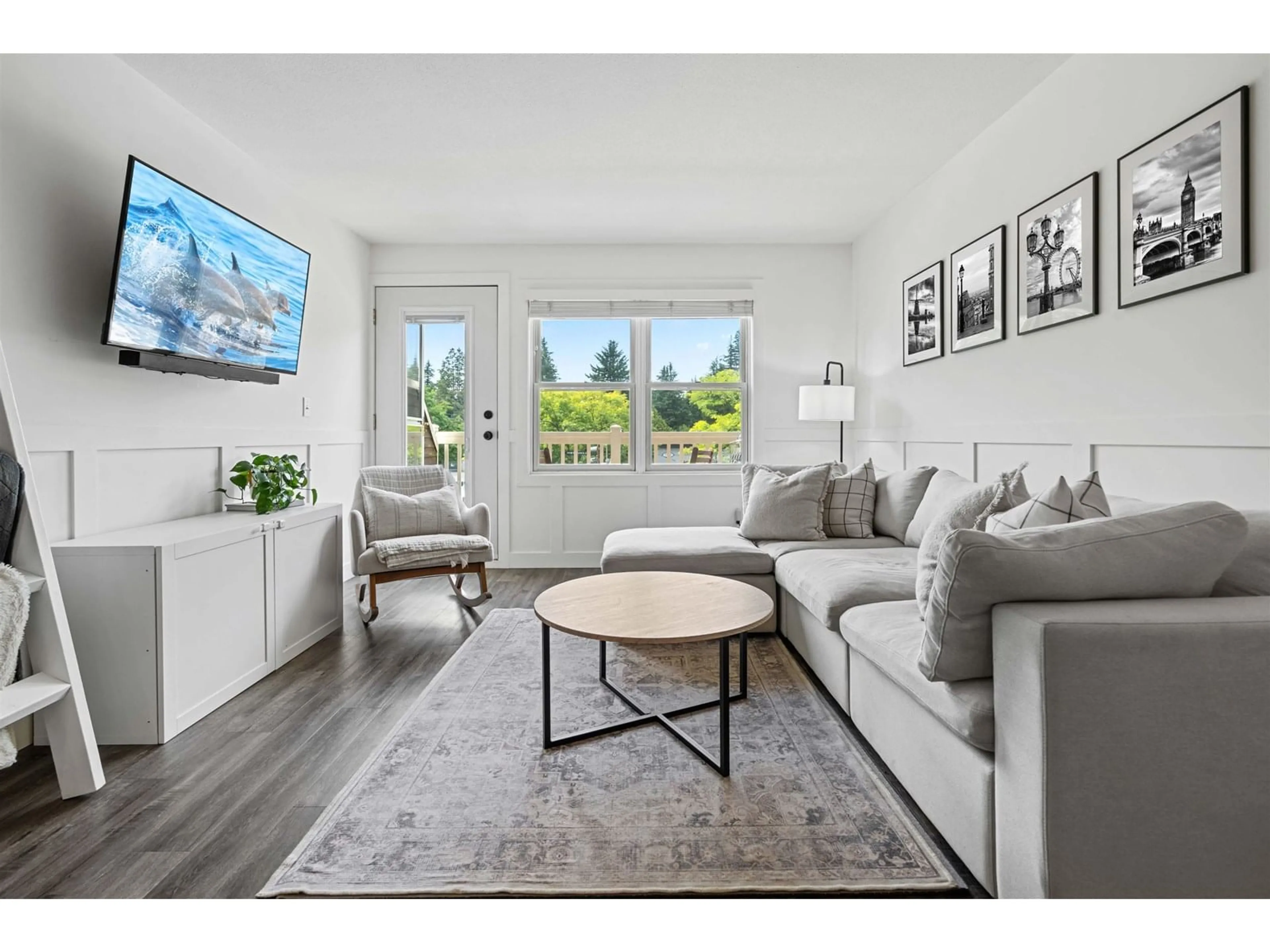 Living room with furniture, unknown for 306 - 9124 GLOVER, Langley British Columbia V1M2S6
