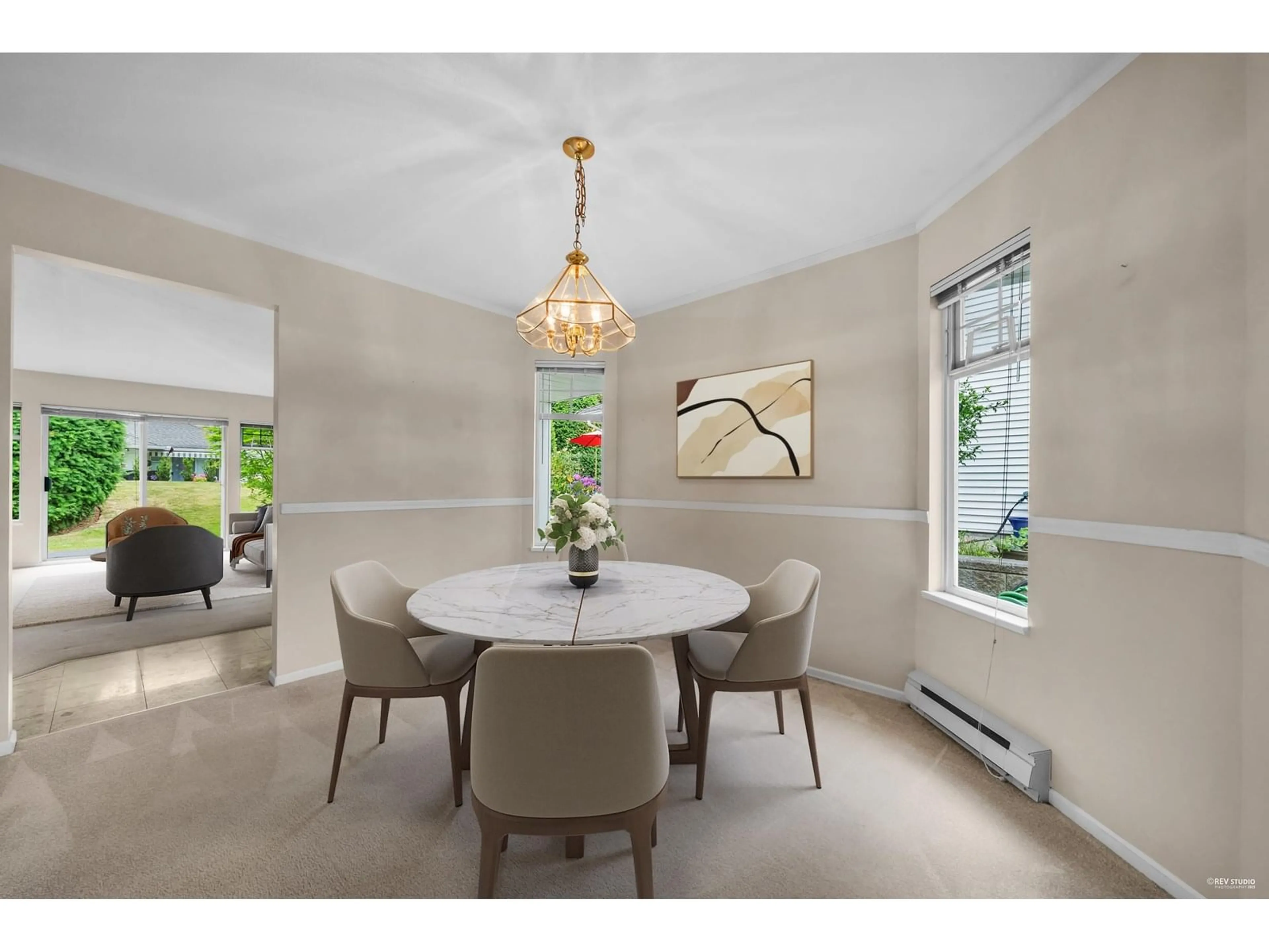 Dining room, ceramic/tile floor for 100 - 8737 212, Langley British Columbia V1M2C8