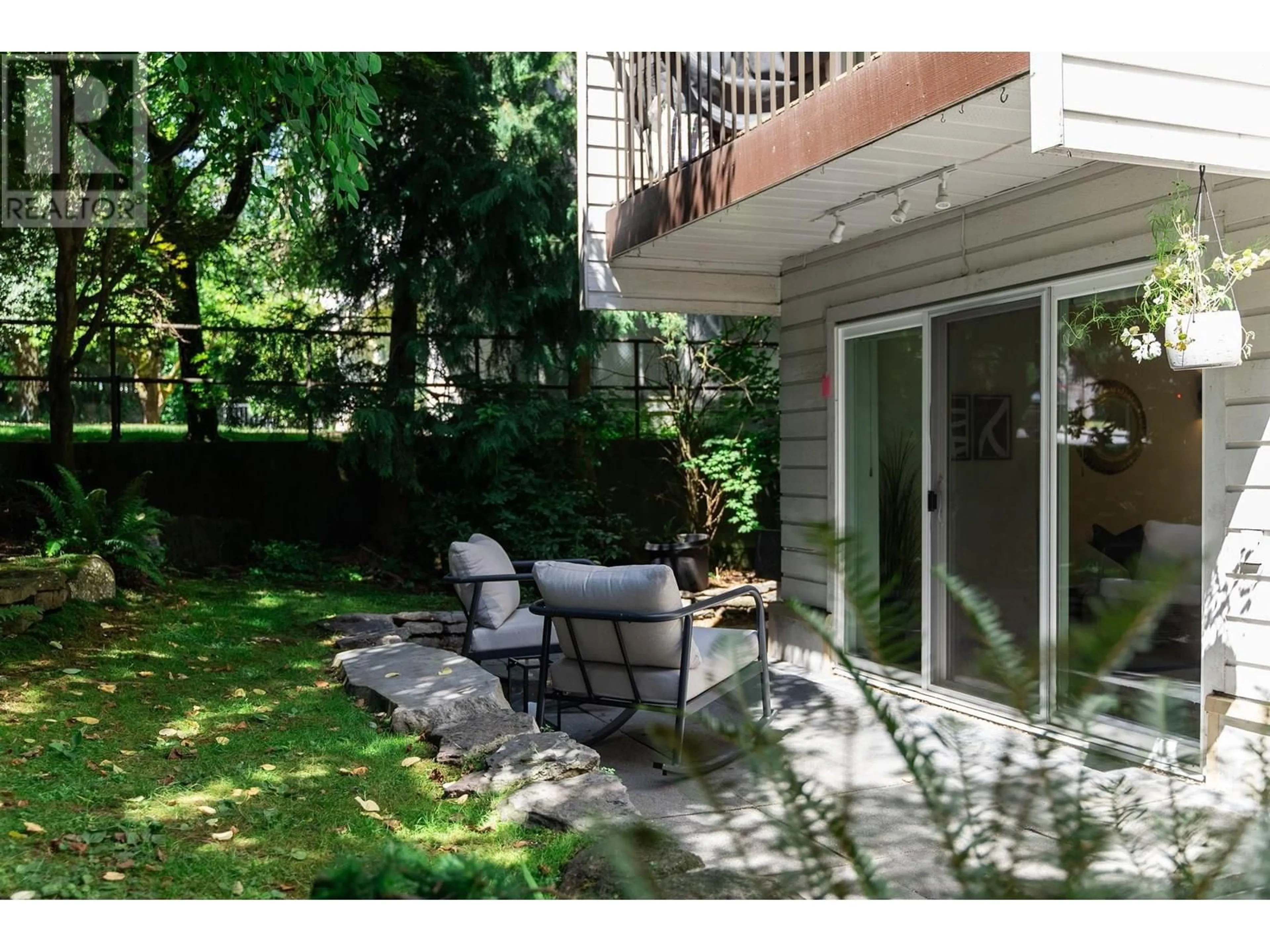 Patio, unknown for 209 - 2125 2ND AVENUE, Vancouver British Columbia V6K1H7