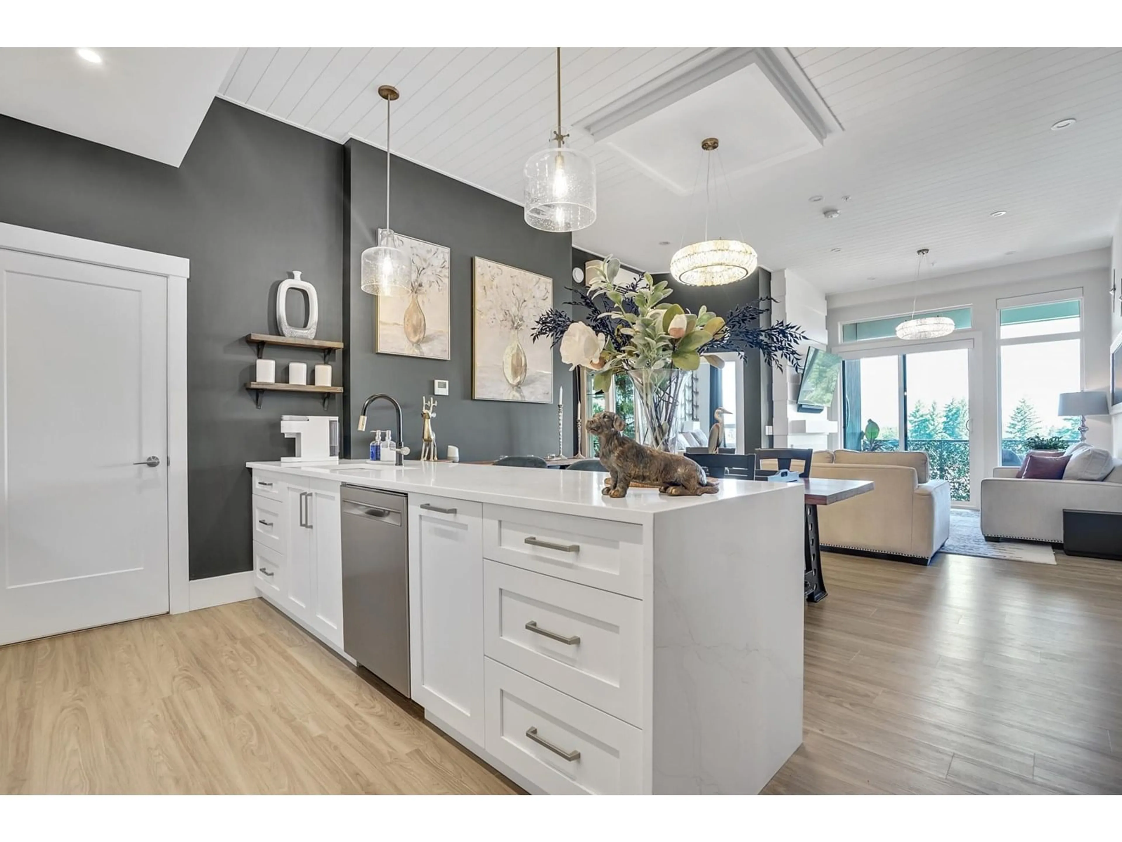 Open concept kitchen, unknown for 507 - 45745 WATSON ROAD ROAD, Chilliwack British Columbia V2R2H1