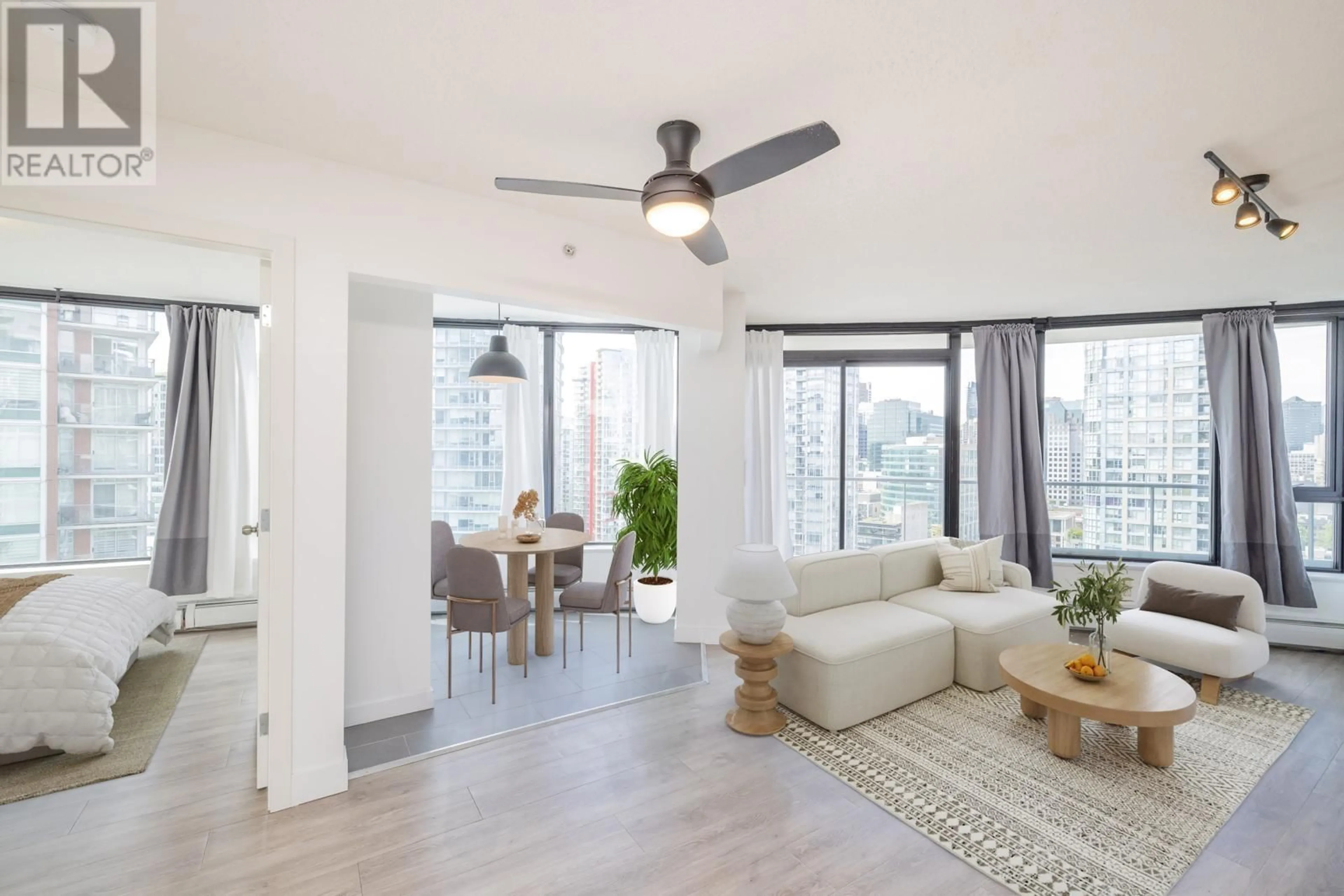 Living room with furniture, unknown for 2703 - 58 KEEFER PLACE, Vancouver British Columbia V6B0B8