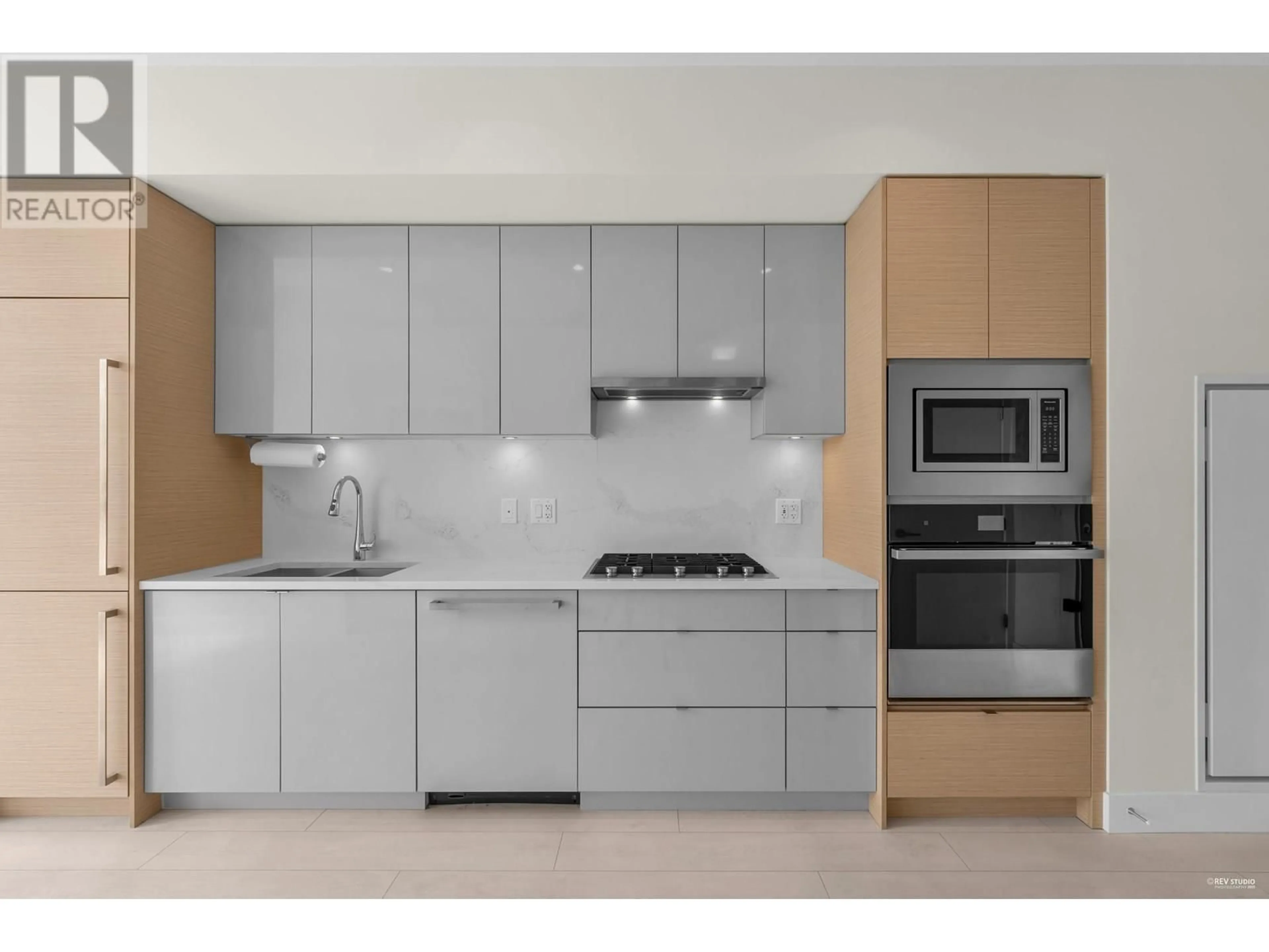 Standard kitchen, unknown for 601 - 3438 SAWMILL CRESCENT, Vancouver British Columbia V5S0E3