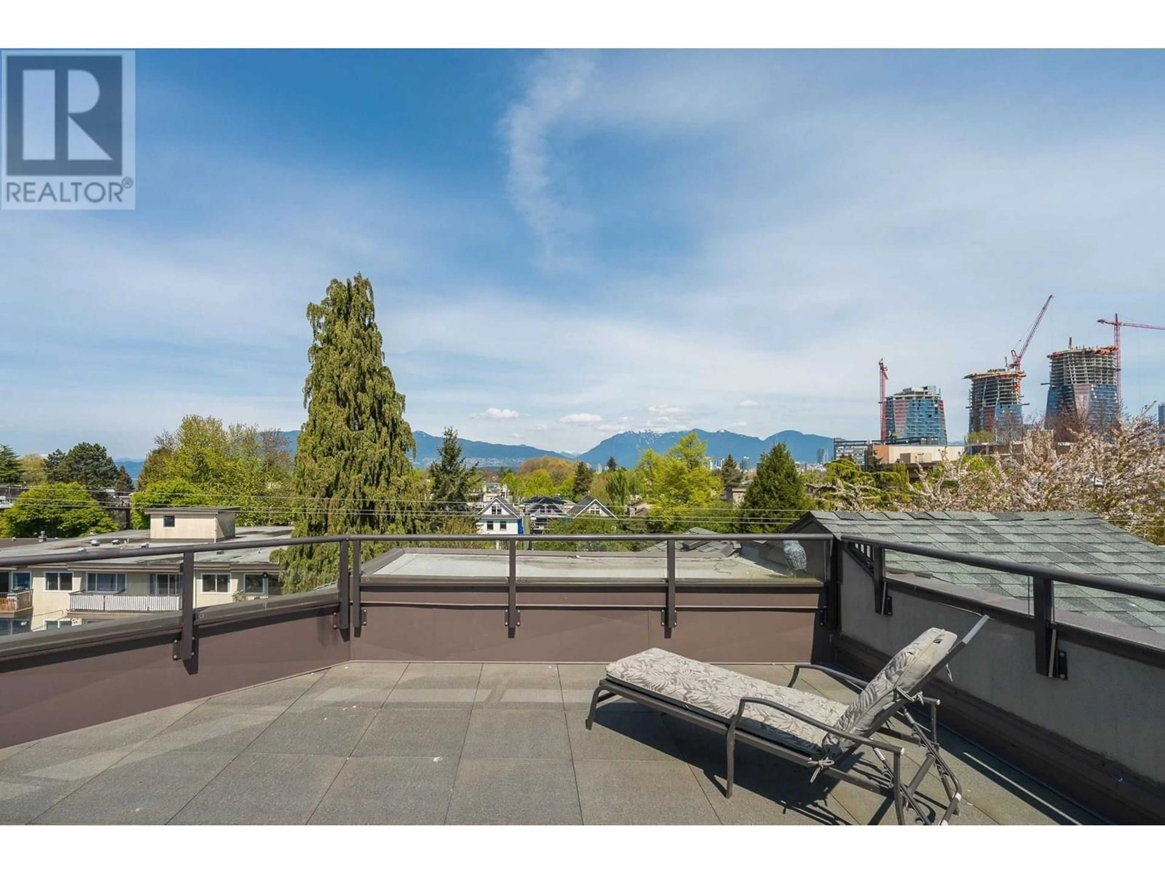 Patio, unknown for 101 - 1959 2ND AVENUE, Vancouver British Columbia V6J1J2