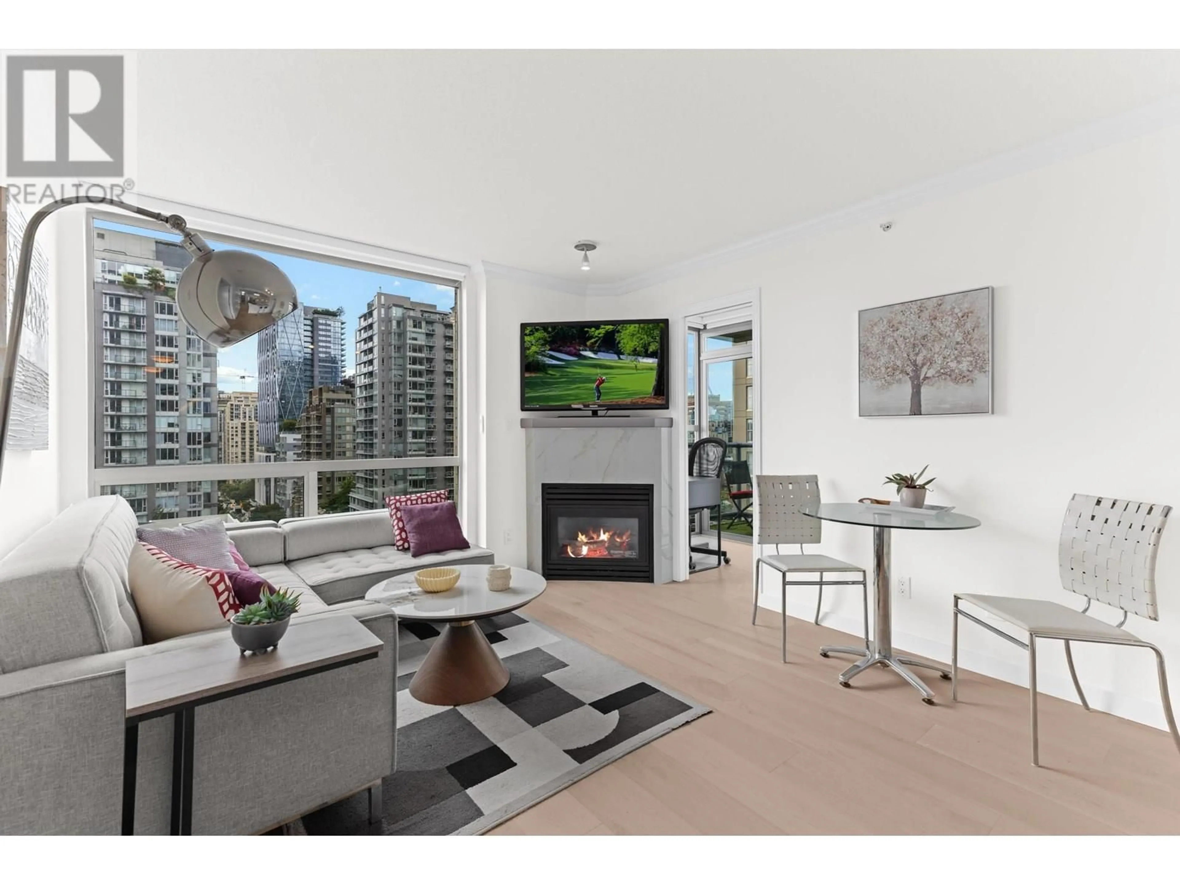 Living room with furniture, unknown for 1306 - 928 RICHARDS STREET, Downtown British Columbia V6Z2N8