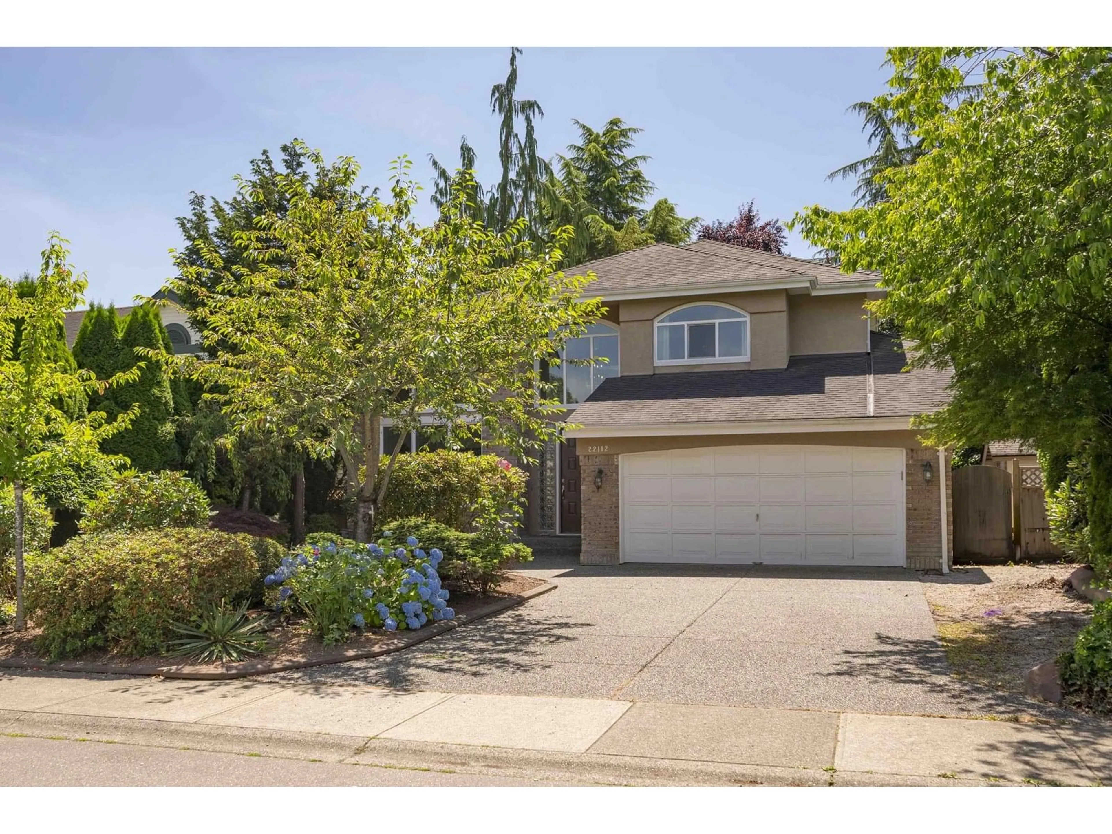 Home with vinyl exterior material, street for 22112 45TH, Langley British Columbia V2Z1B6