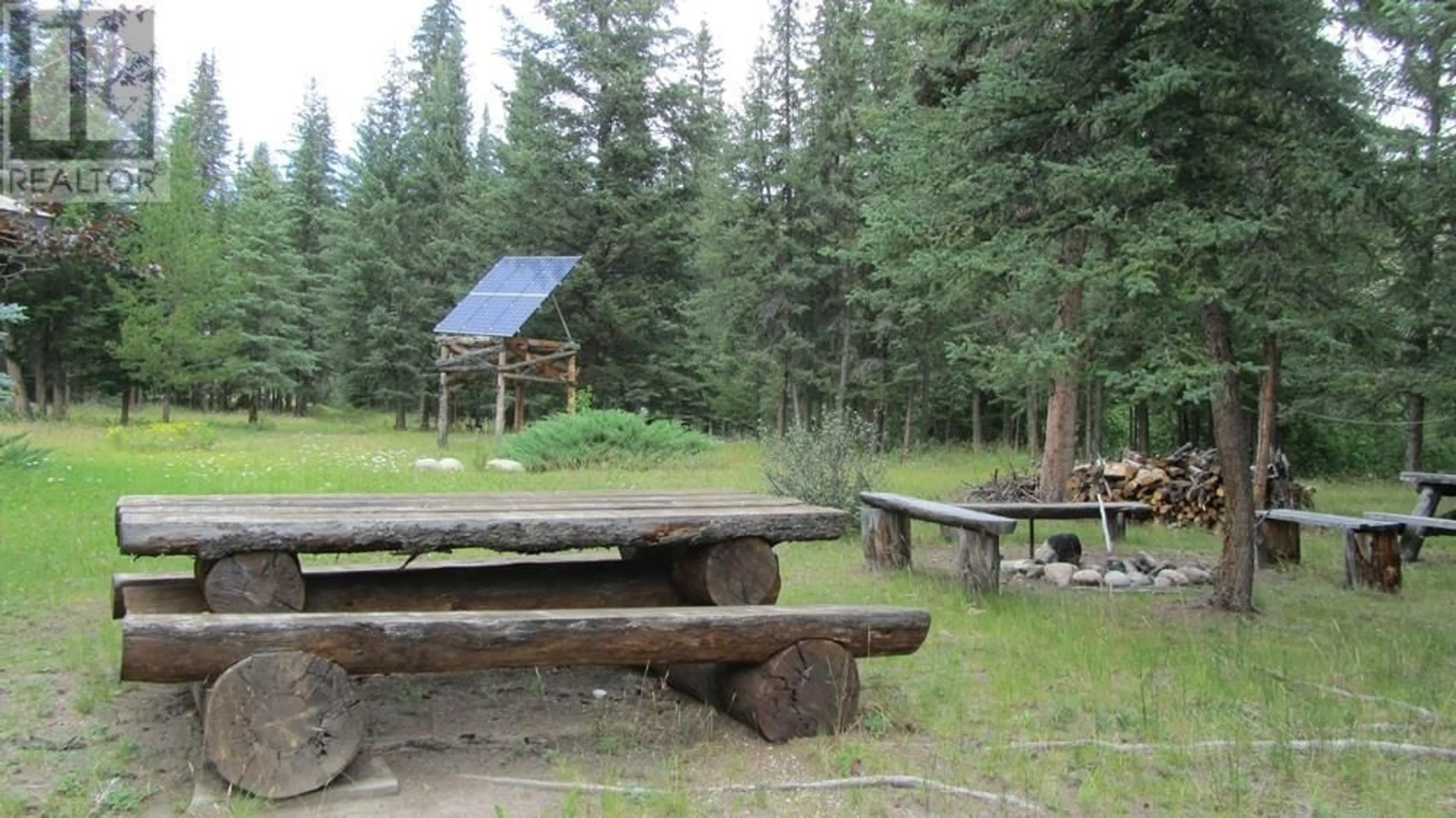 Unknown for 1500 HUTCHISON ROAD, 70 Mile House British Columbia V5C3E4