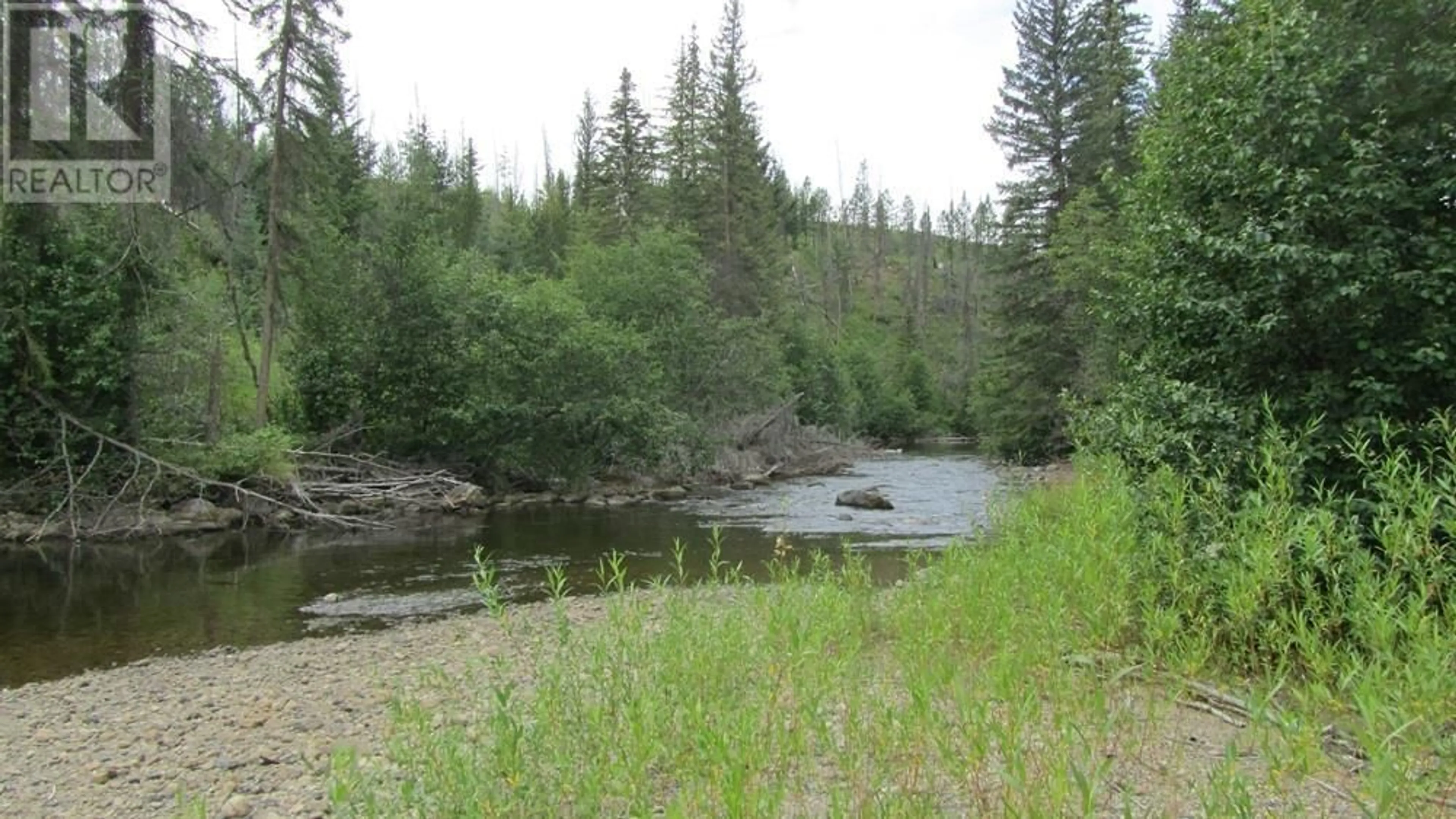 Blurry image for 1500 HUTCHISON ROAD, 70 Mile House British Columbia V5C3E4