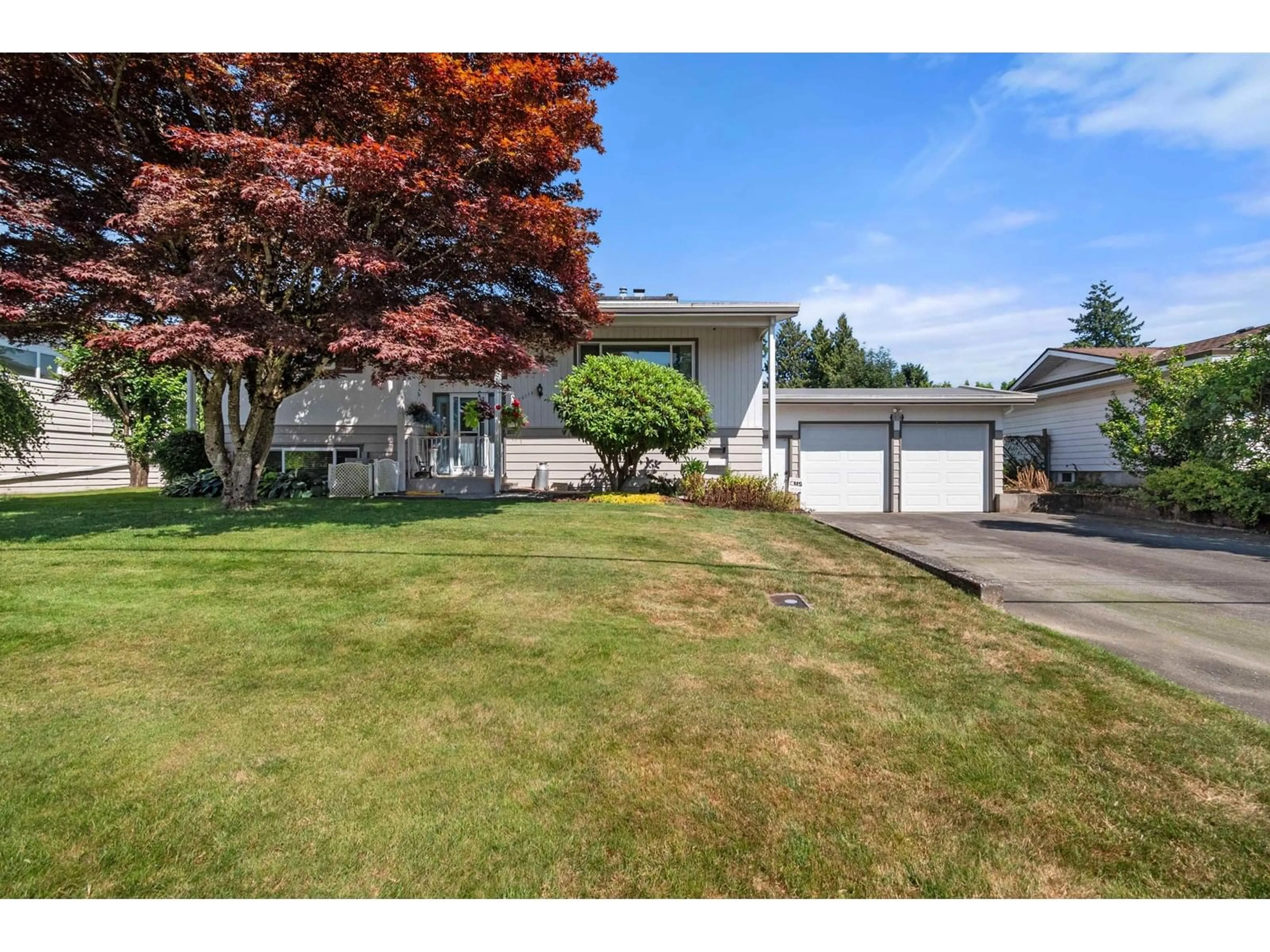 A pic from outside/outdoor area/front of a property/back of a property/a pic from drone, street for 10118 BONAVISTA STREET, Chilliwack British Columbia V2P5B9