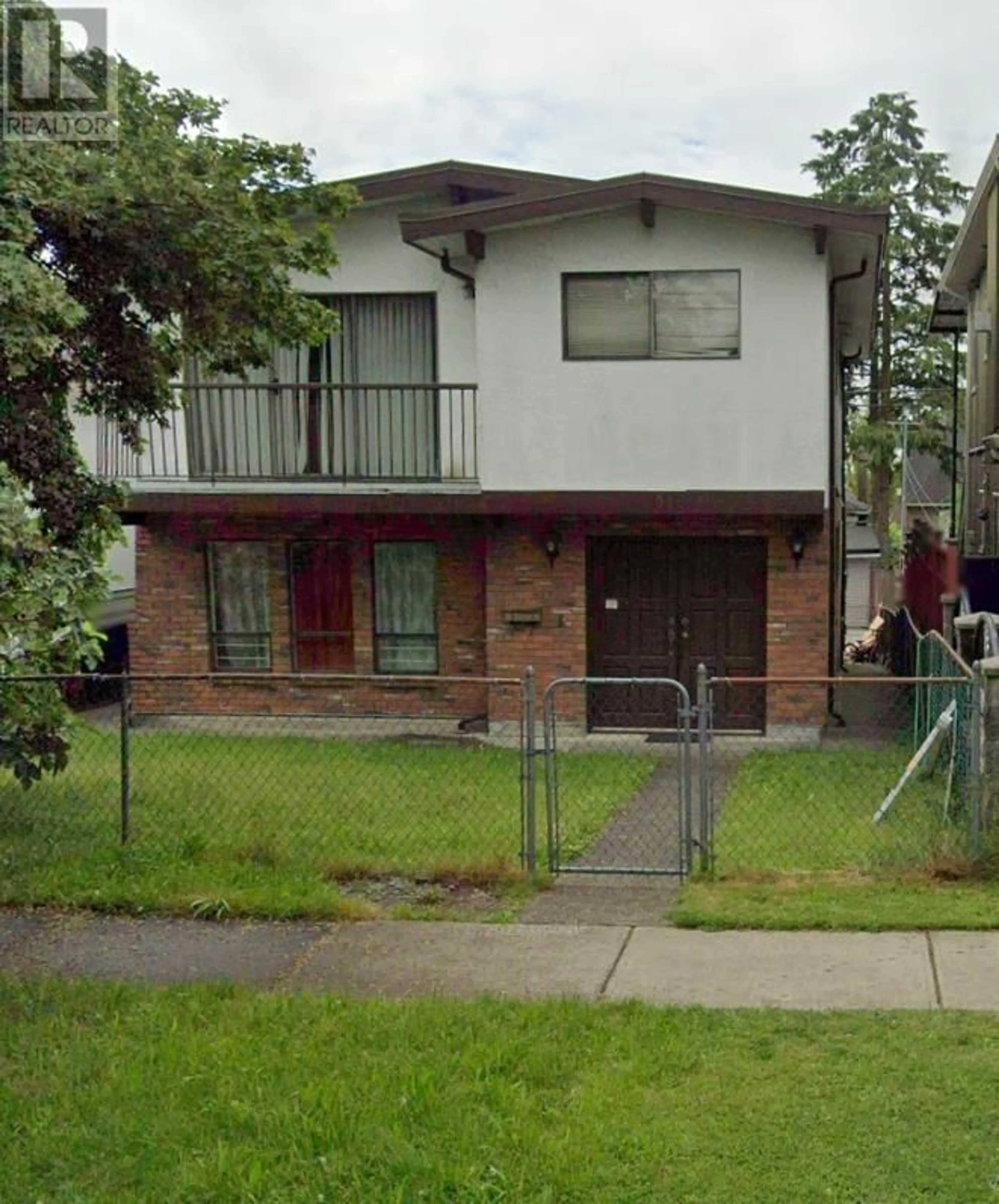 Home with brick exterior material, street for 886 56TH AVENUE, Vancouver British Columbia V5X1S2