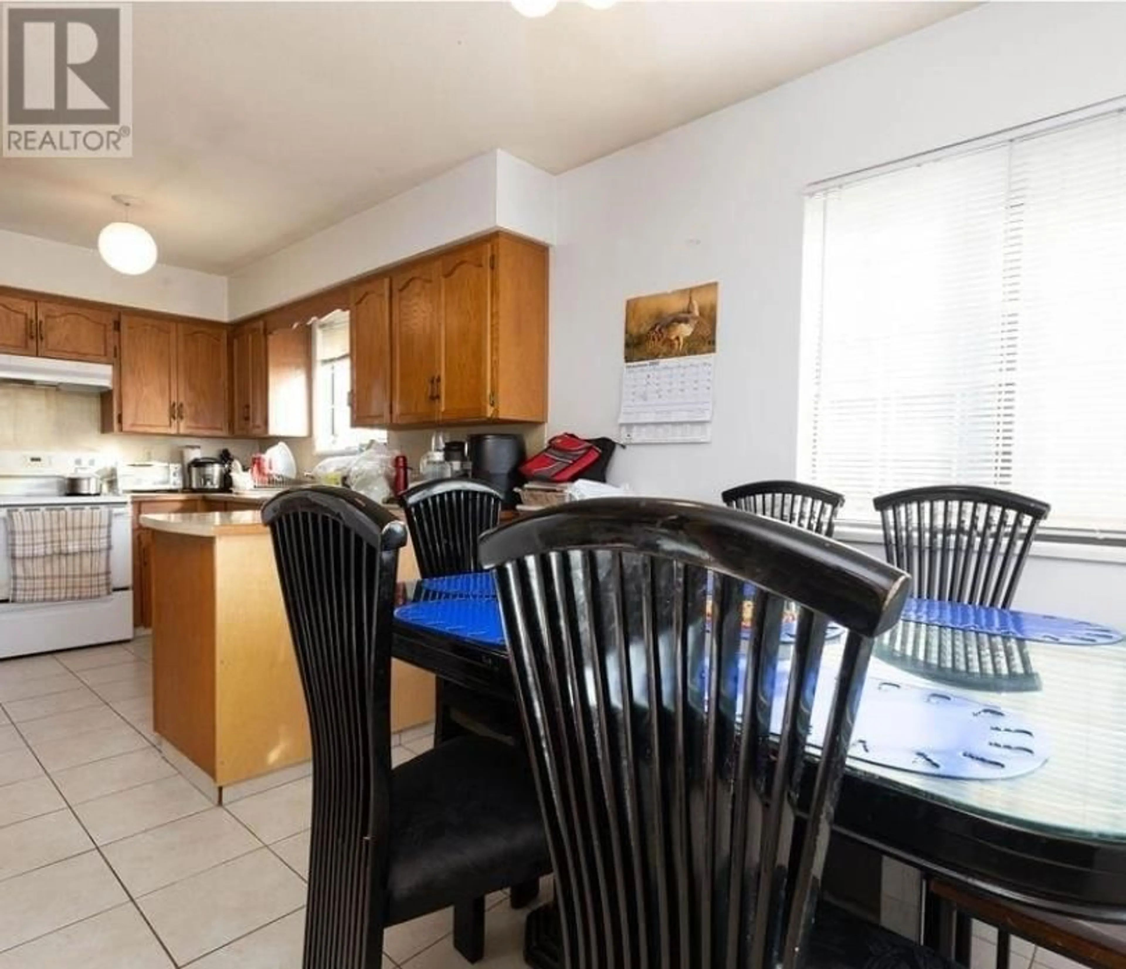 Unknown for 886 56TH AVENUE, Vancouver British Columbia V5X1S2