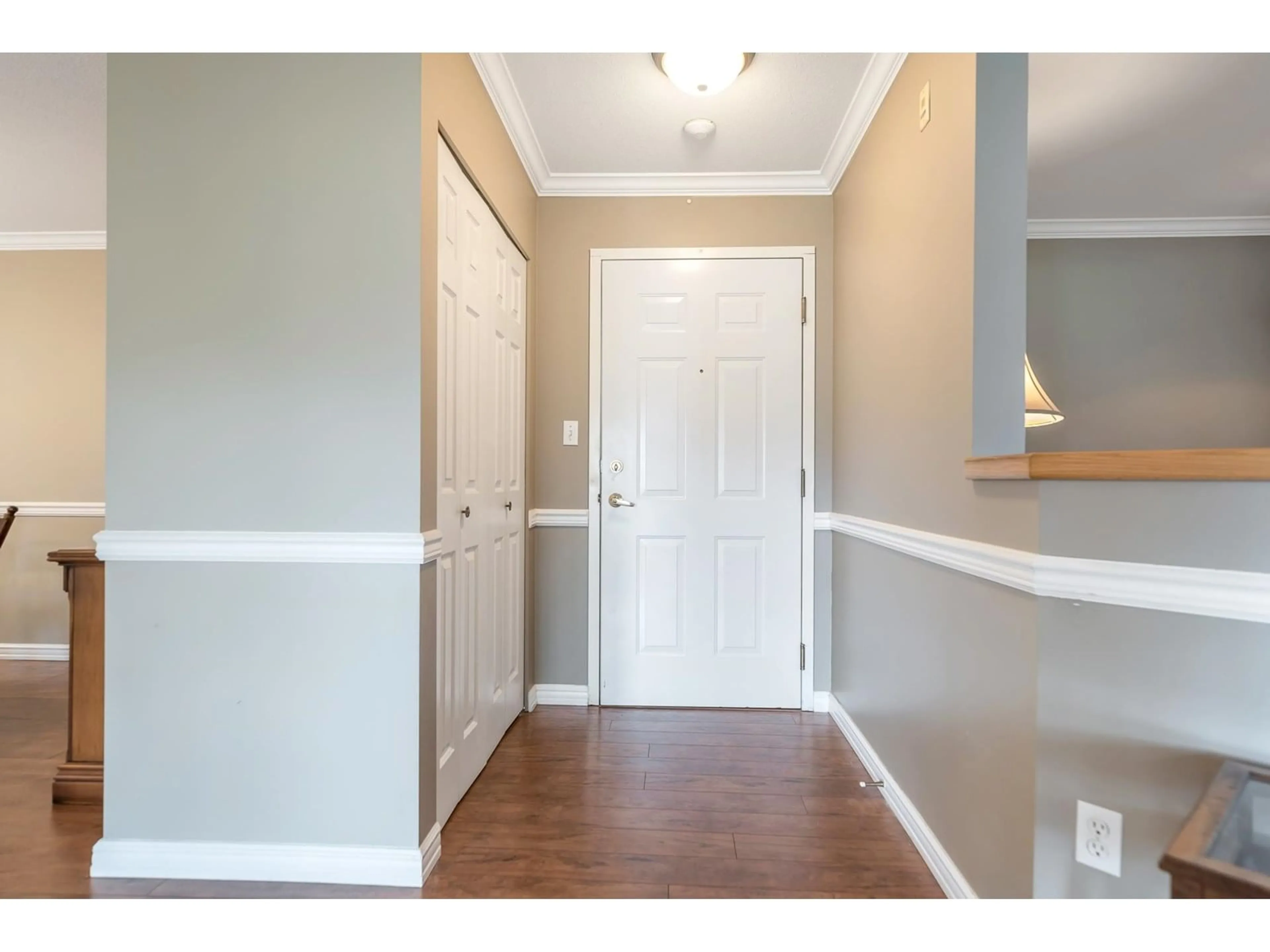 Indoor entryway for 211 - 7651 AMBER DRIVE, Chilliwack British Columbia V2R3J6