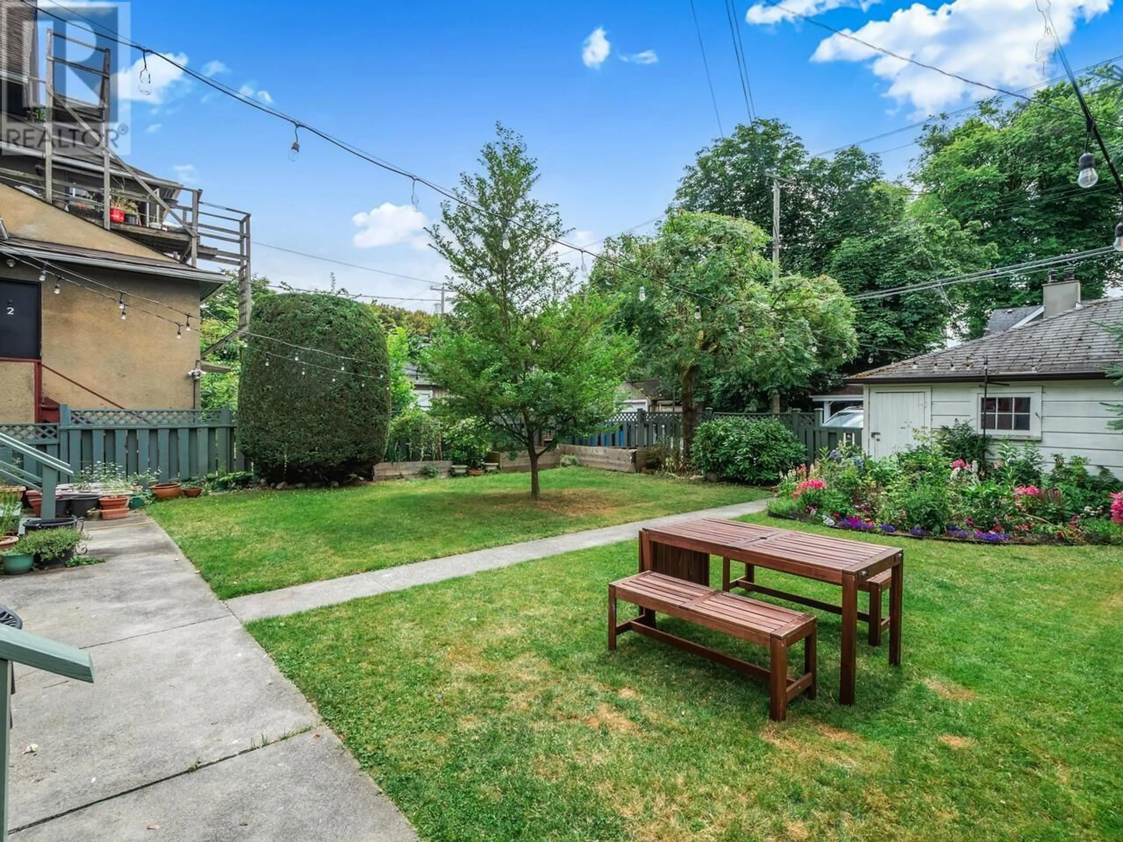 Patio, street for 1958 12TH AVENUE, Vancouver British Columbia V6J2E9