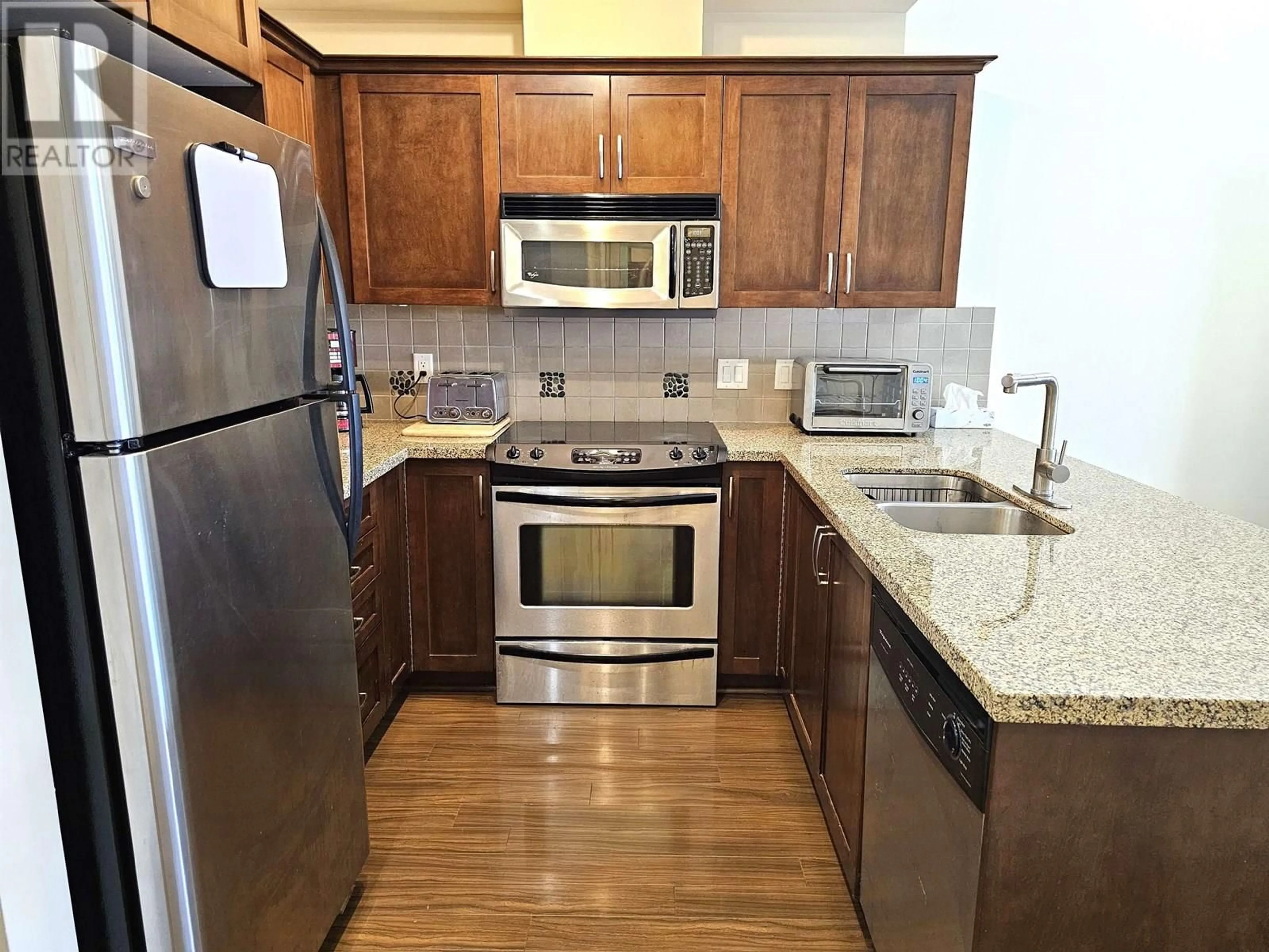 Standard kitchen, unknown for 418 - 1336 MAIN STREET, Squamish British Columbia V8B0R2