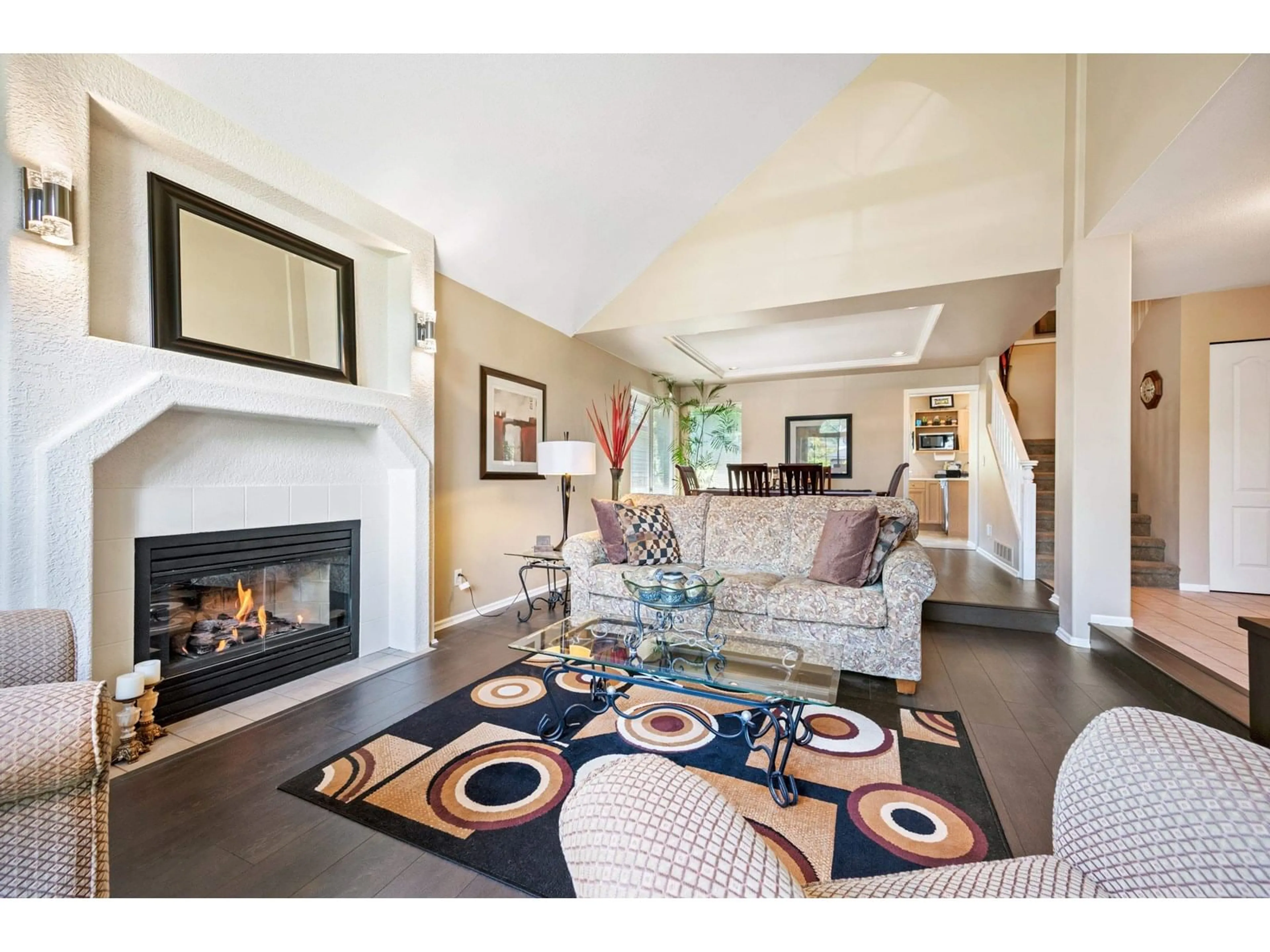 Living room with furniture, unknown for 10931 161A, Surrey British Columbia V4N3J7