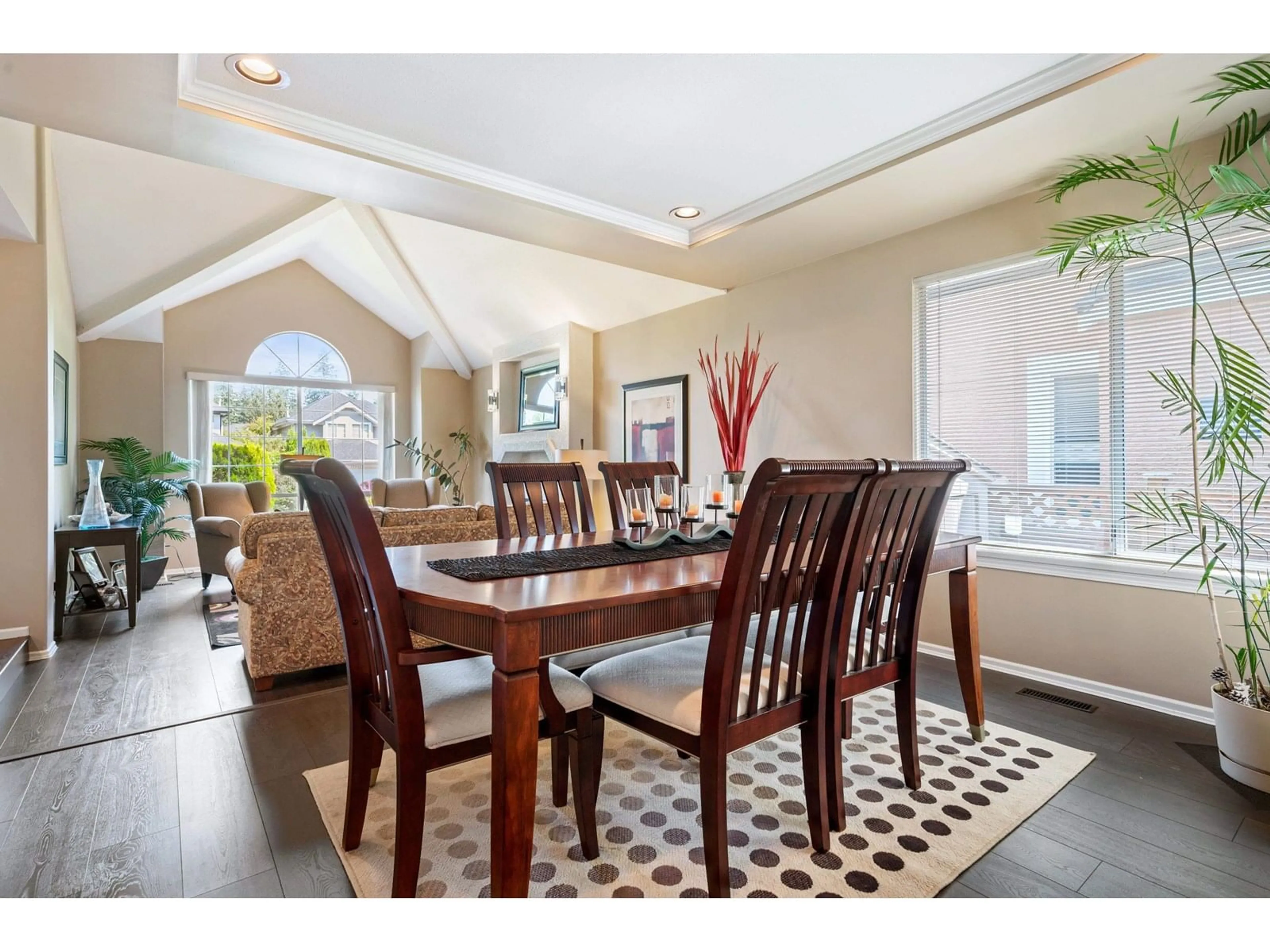 Dining room, unknown for 10931 161A, Surrey British Columbia V4N3J7