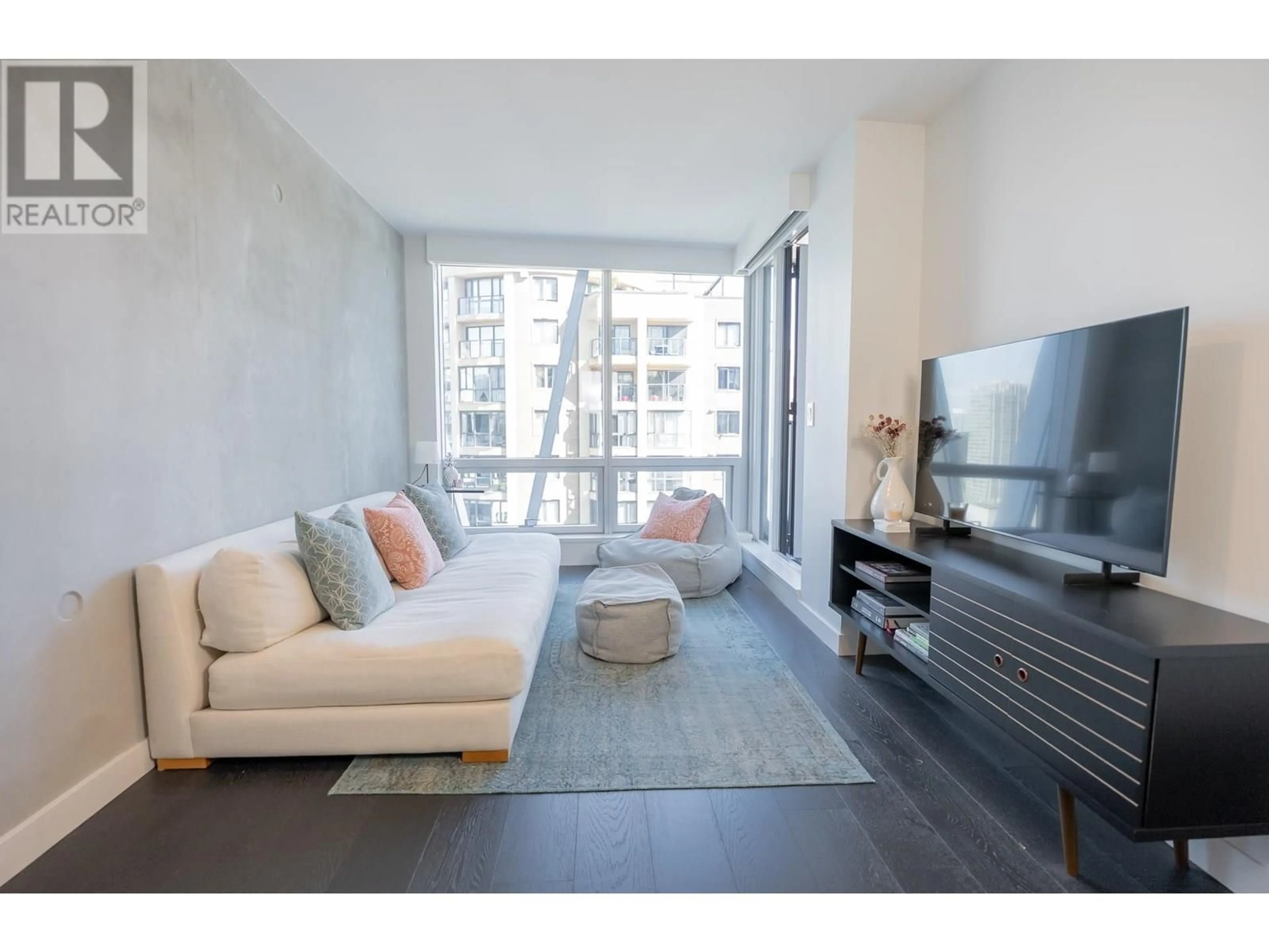 Living room with furniture, wood/laminate floor for 1206 - 1111 RICHARDS STREET, Vancouver British Columbia V6B0S3