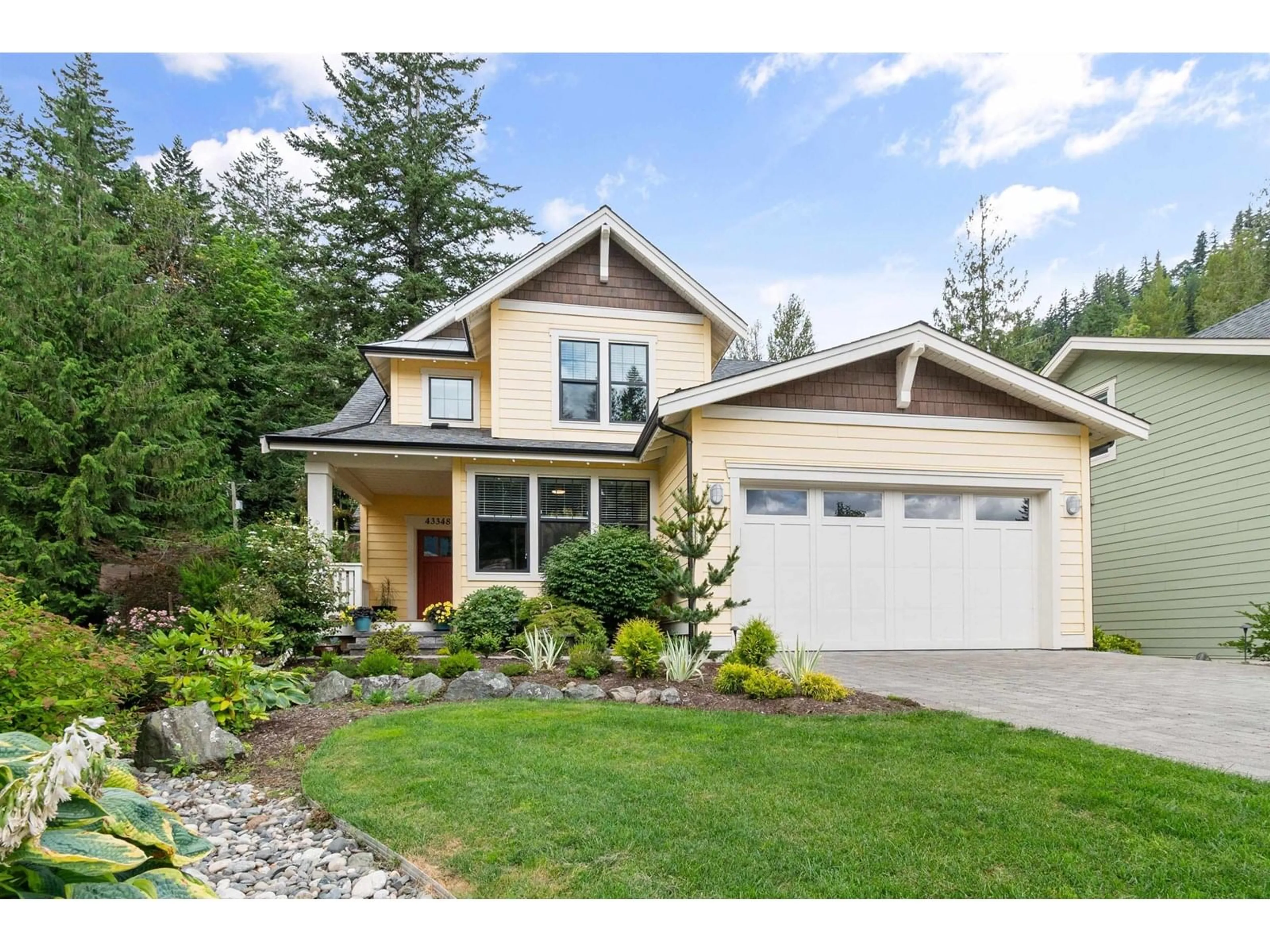 Home with vinyl exterior material, street for 43348 CREEKSIDE CIRCLE, Lindell Beach British Columbia V2R0Z4