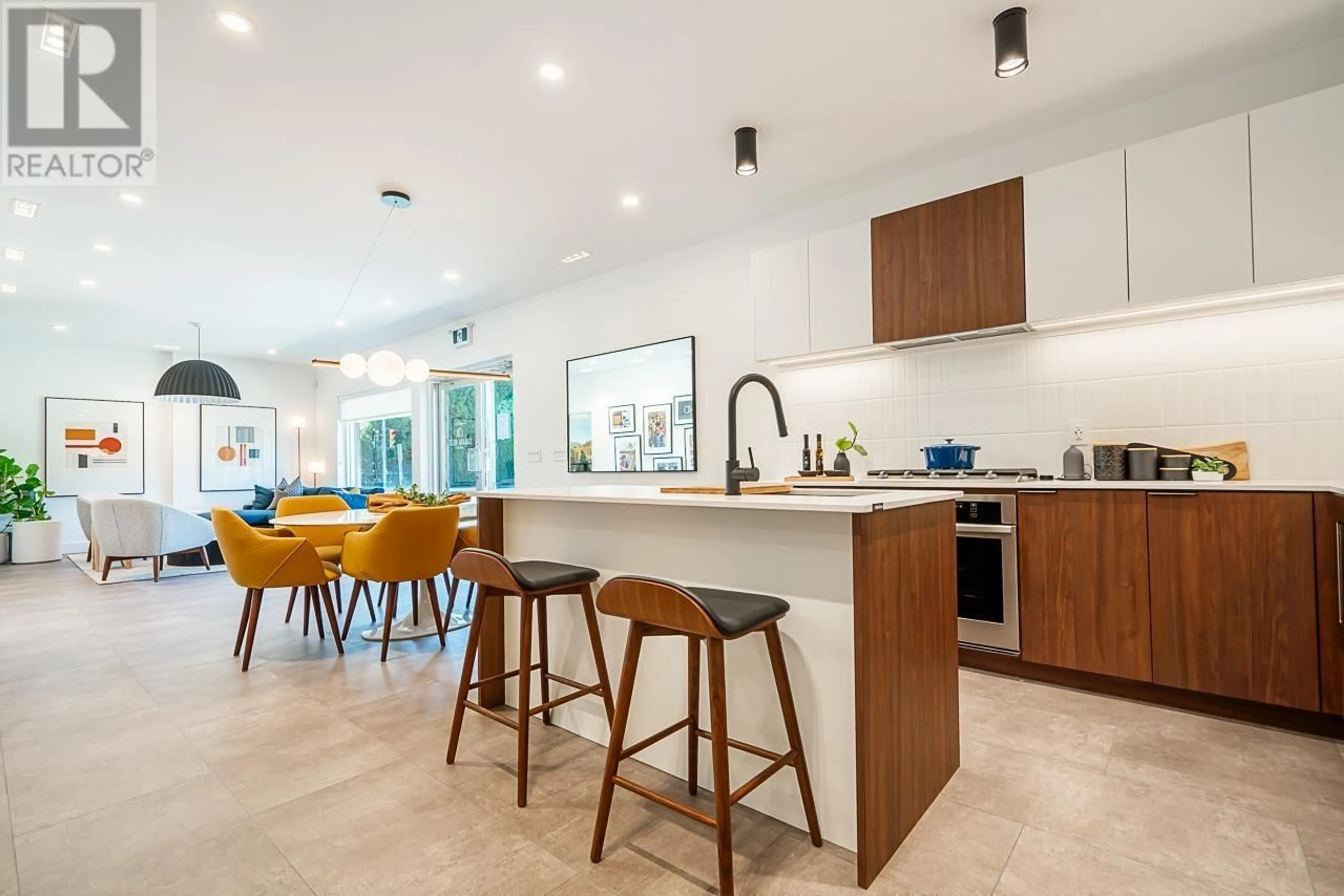 Open concept kitchen, unknown for 106 - 623 KEMSLEY AVENUE, Coquitlam British Columbia V3J3Z4