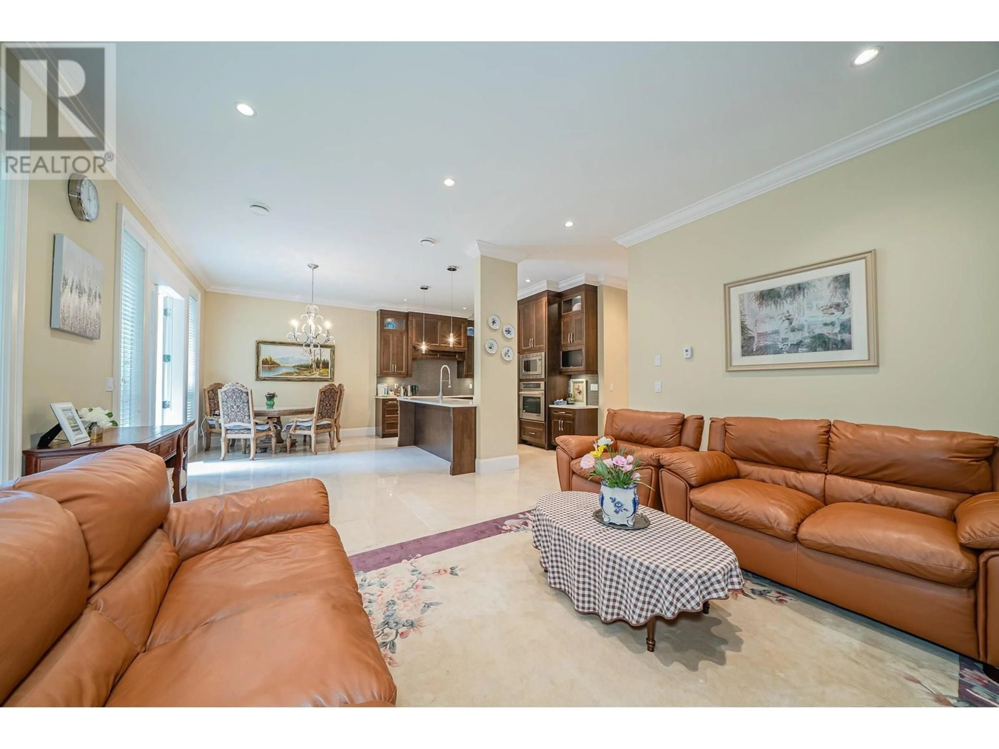 Living room with furniture, ceramic/tile floor for 9680 BREDEN AVENUE, Richmond British Columbia V6Y0G8