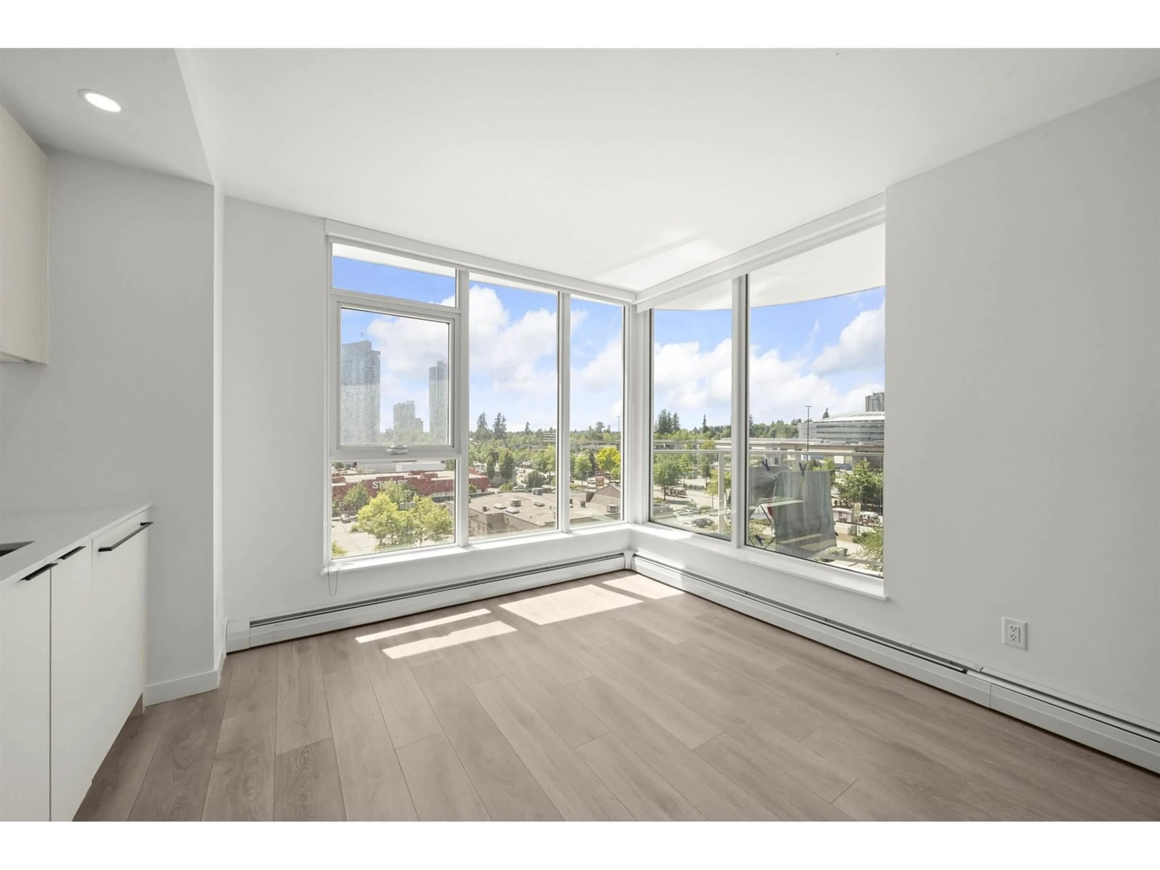A pic of a room for 608 - 13685 102, Surrey British Columbia V3T0S2