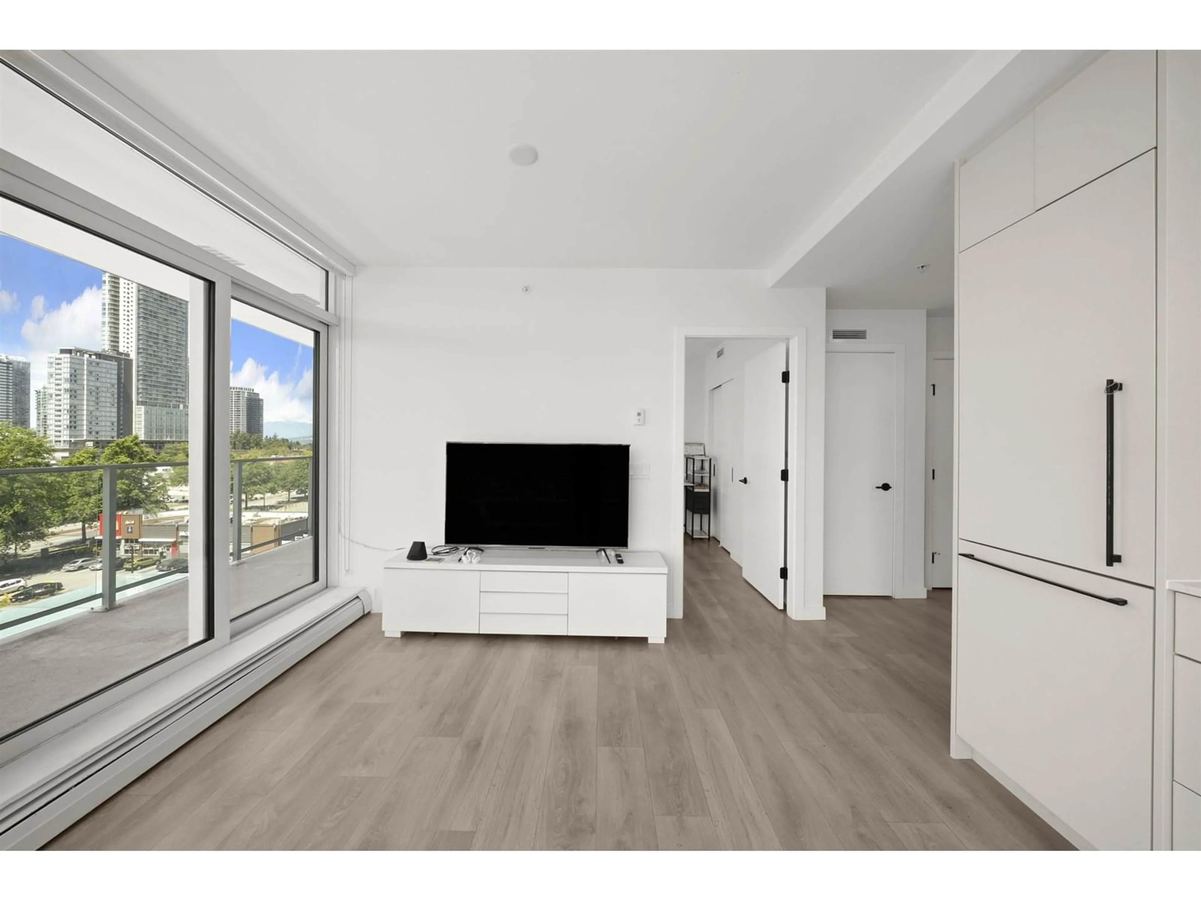 A pic of a room for 608 - 13685 102, Surrey British Columbia V3T0S2