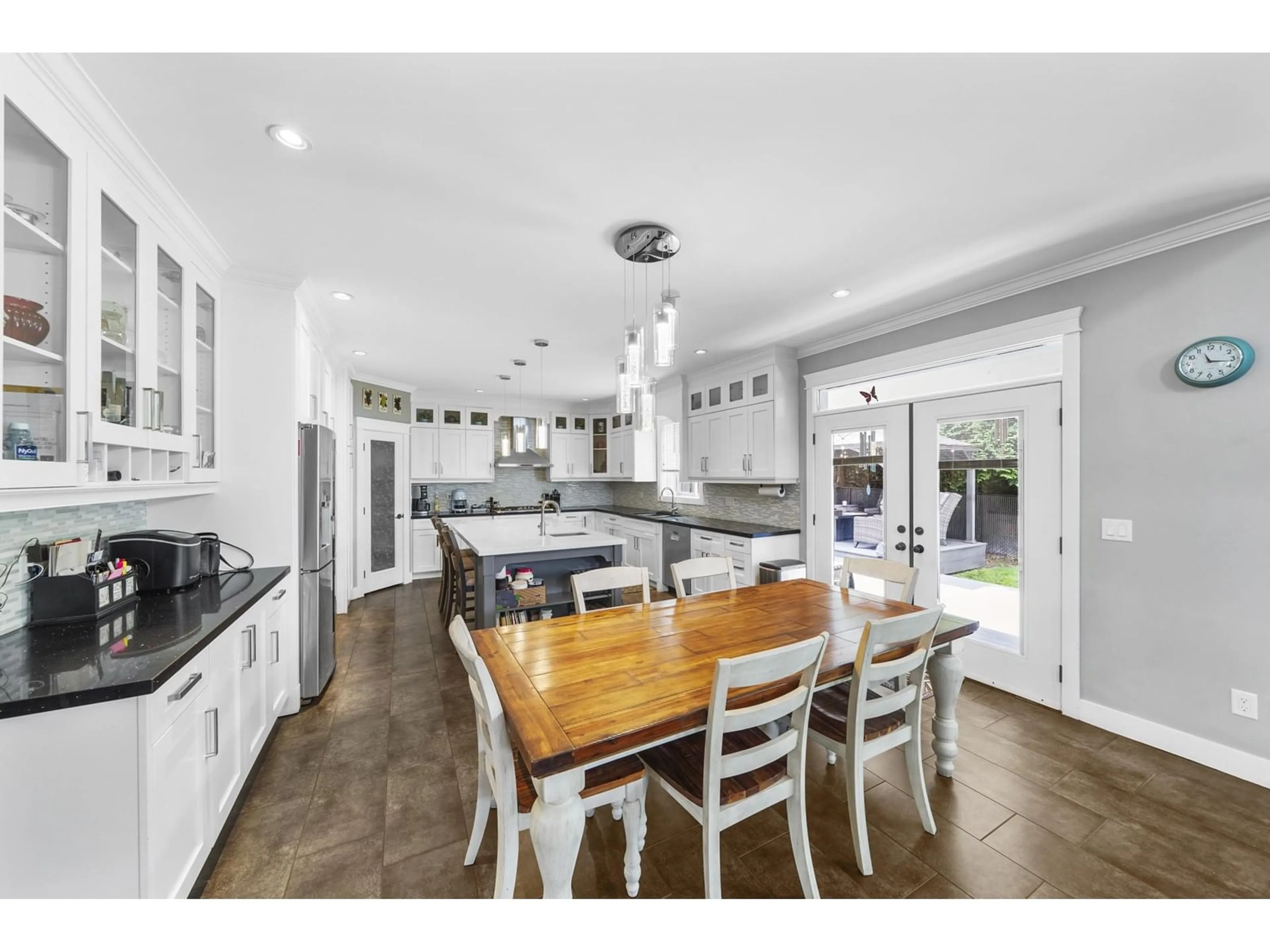 Open concept kitchen, ceramic/tile floor for 7761 DEERFIELD, Mission British Columbia V2V5X2