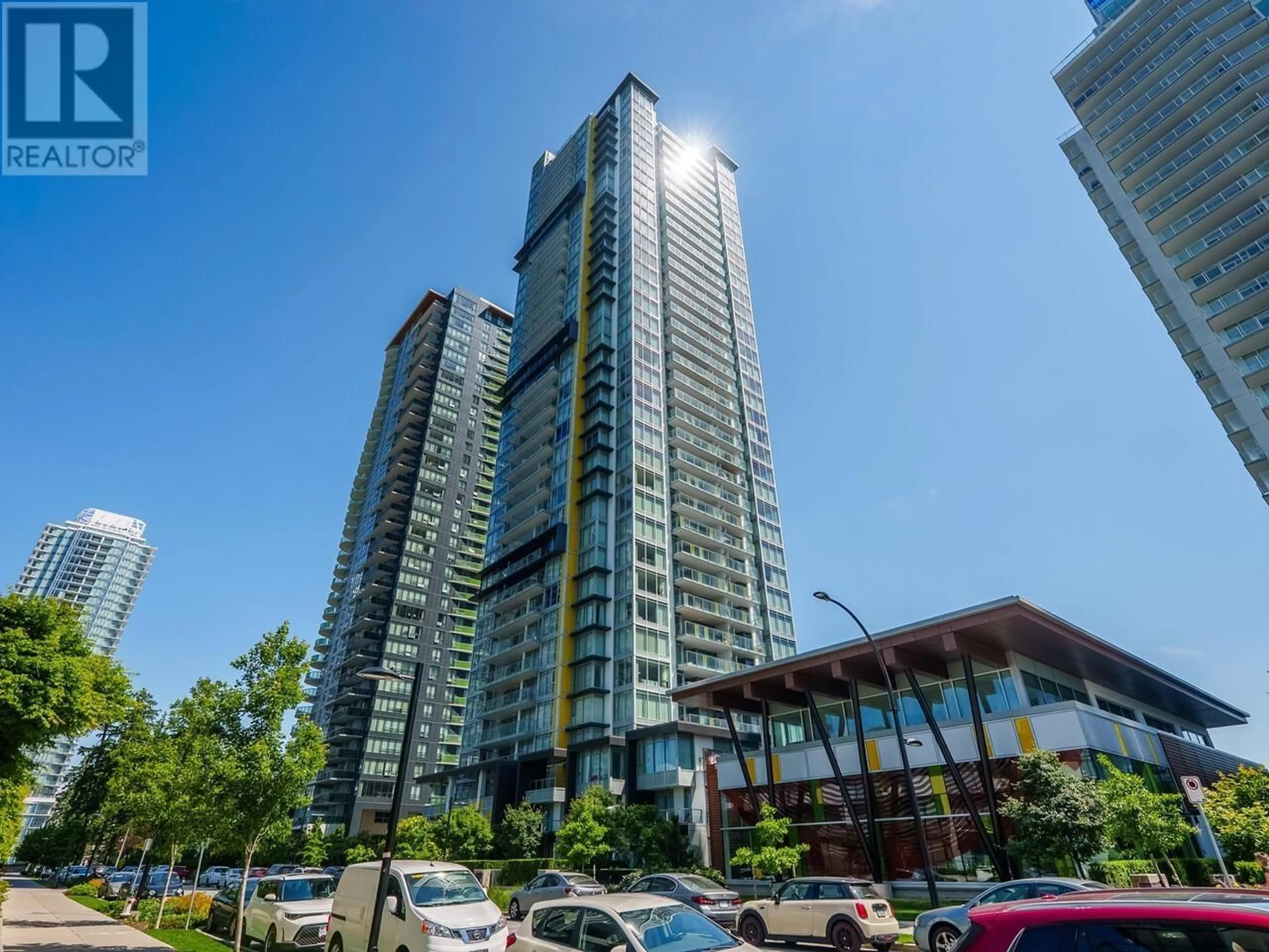 Indoor foyer for 2708 - 6700 DUNBLANE AVENUE, Burnaby British Columbia V5H0J3
