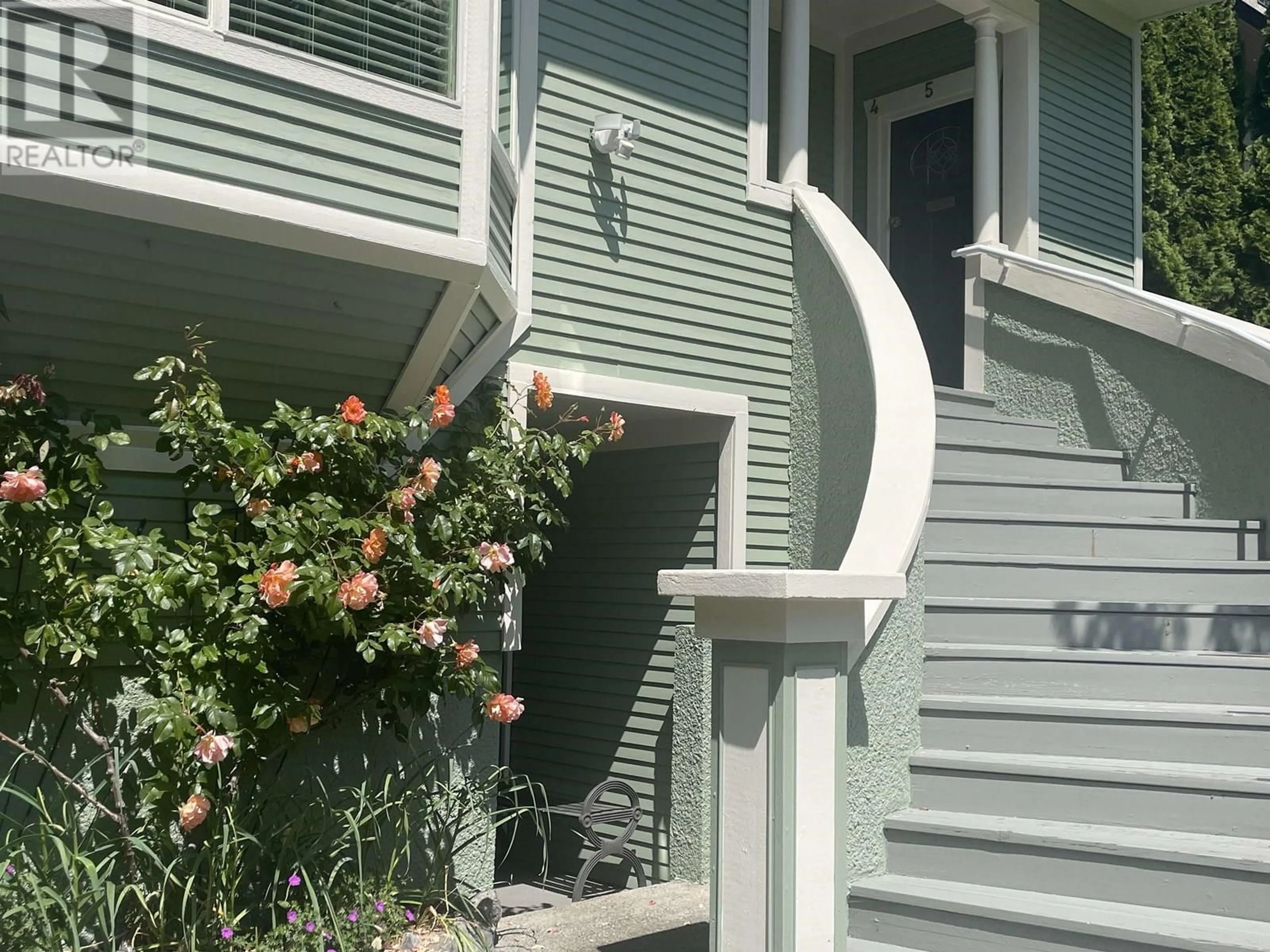 Unknown for 3 - 335 13TH AVENUE, Vancouver British Columbia V5Y1W2