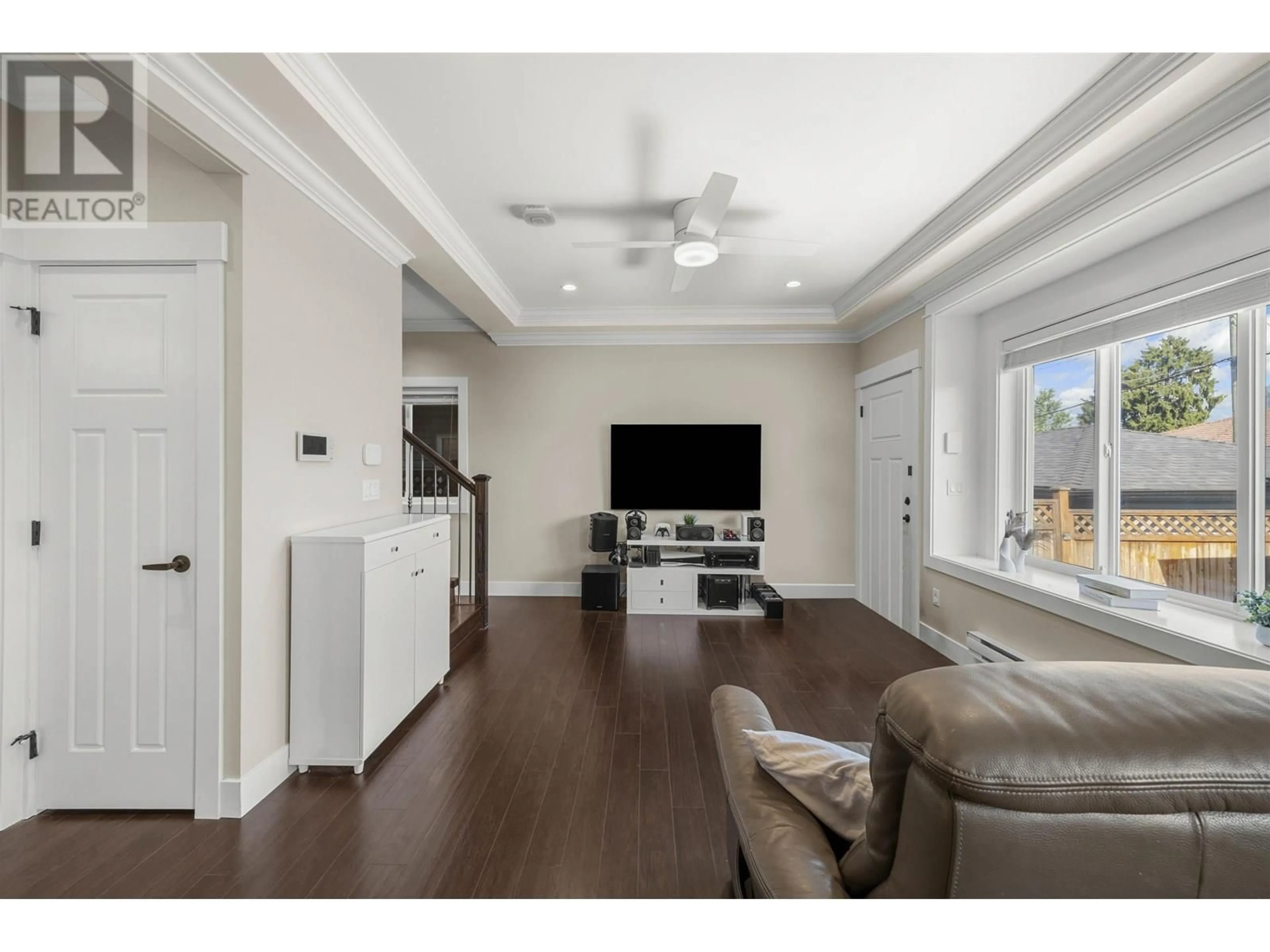 Unknown for 2 - 4685 CANADA WAY, Burnaby British Columbia V5G1K9