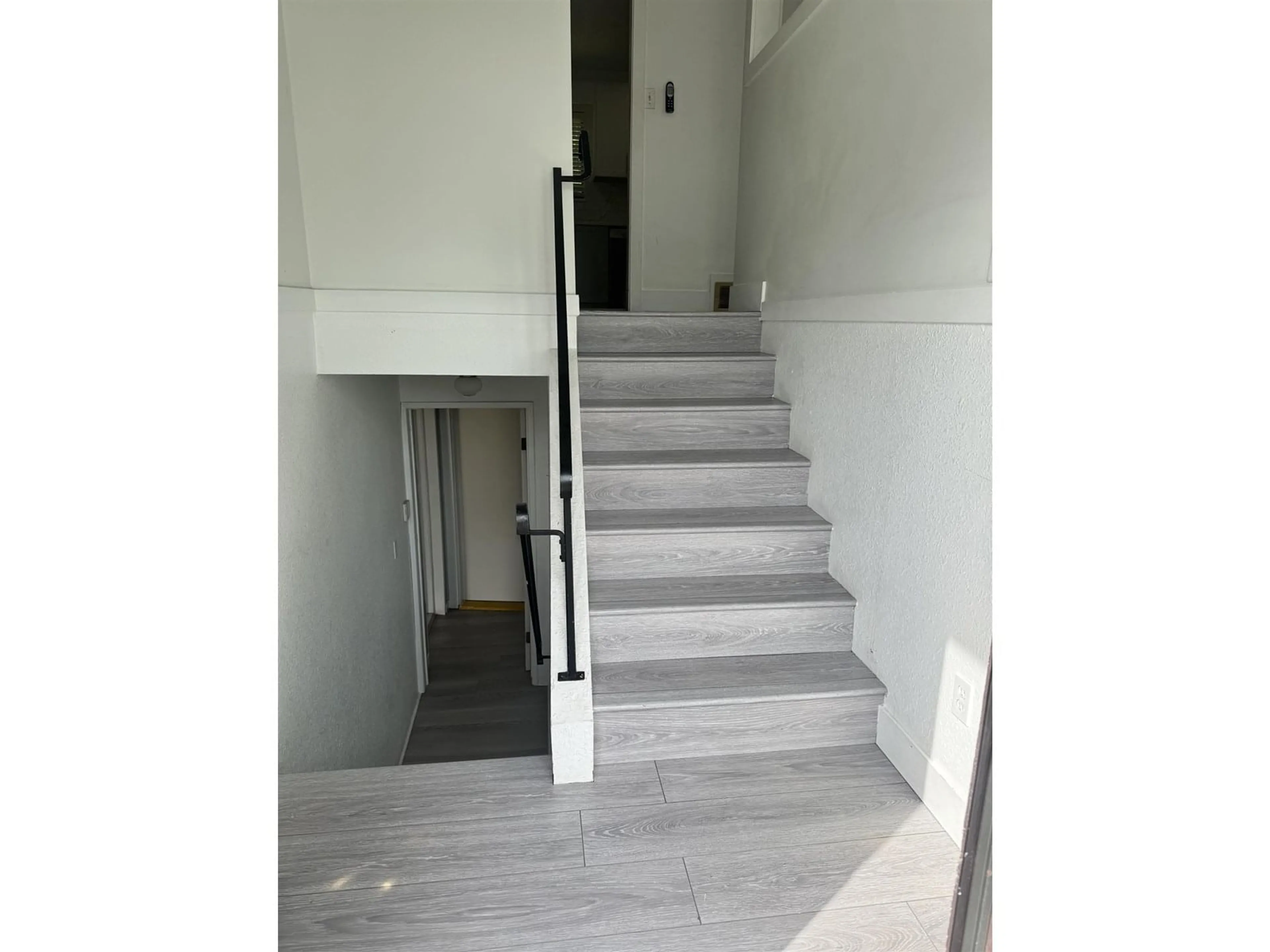 Stairs for 7031 115A, Delta British Columbia V4E2E4