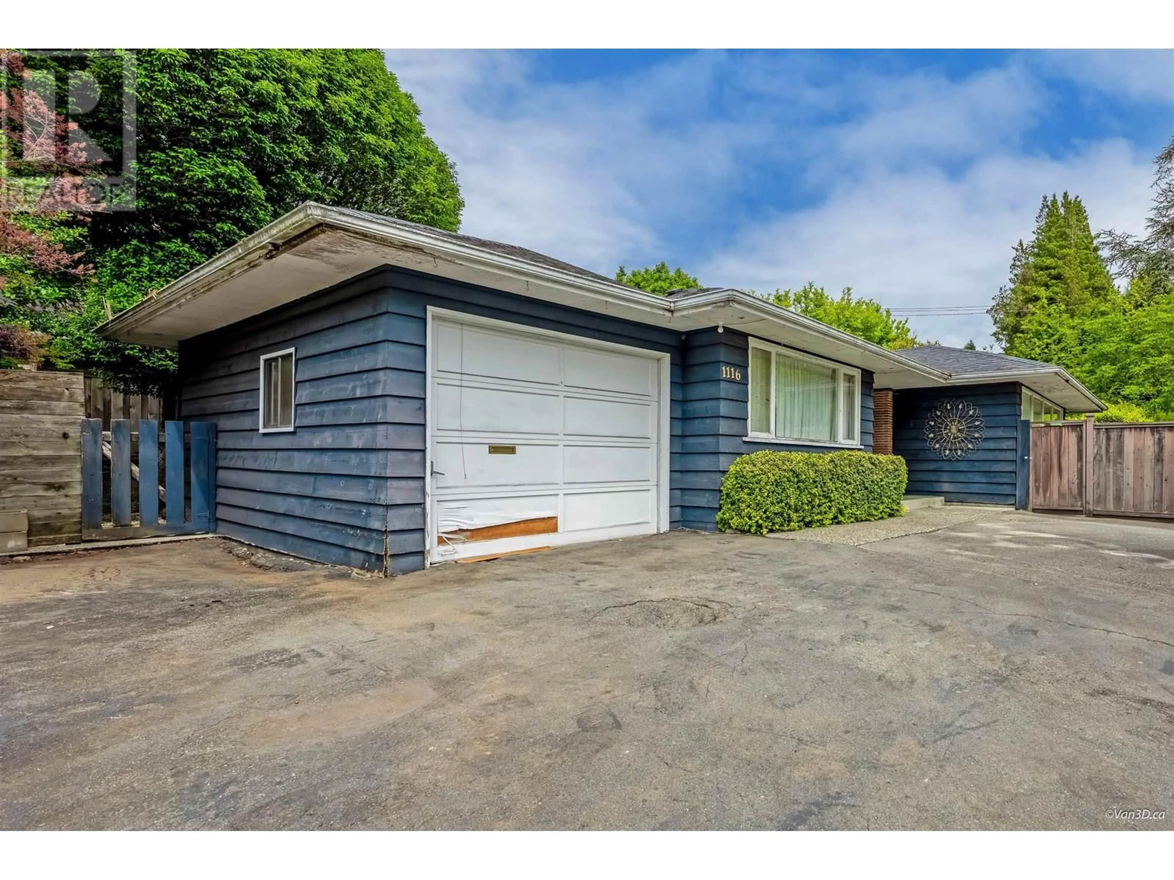 Unknown for 1116 RIDGEWOOD DRIVE, North Vancouver British Columbia V7R1J3