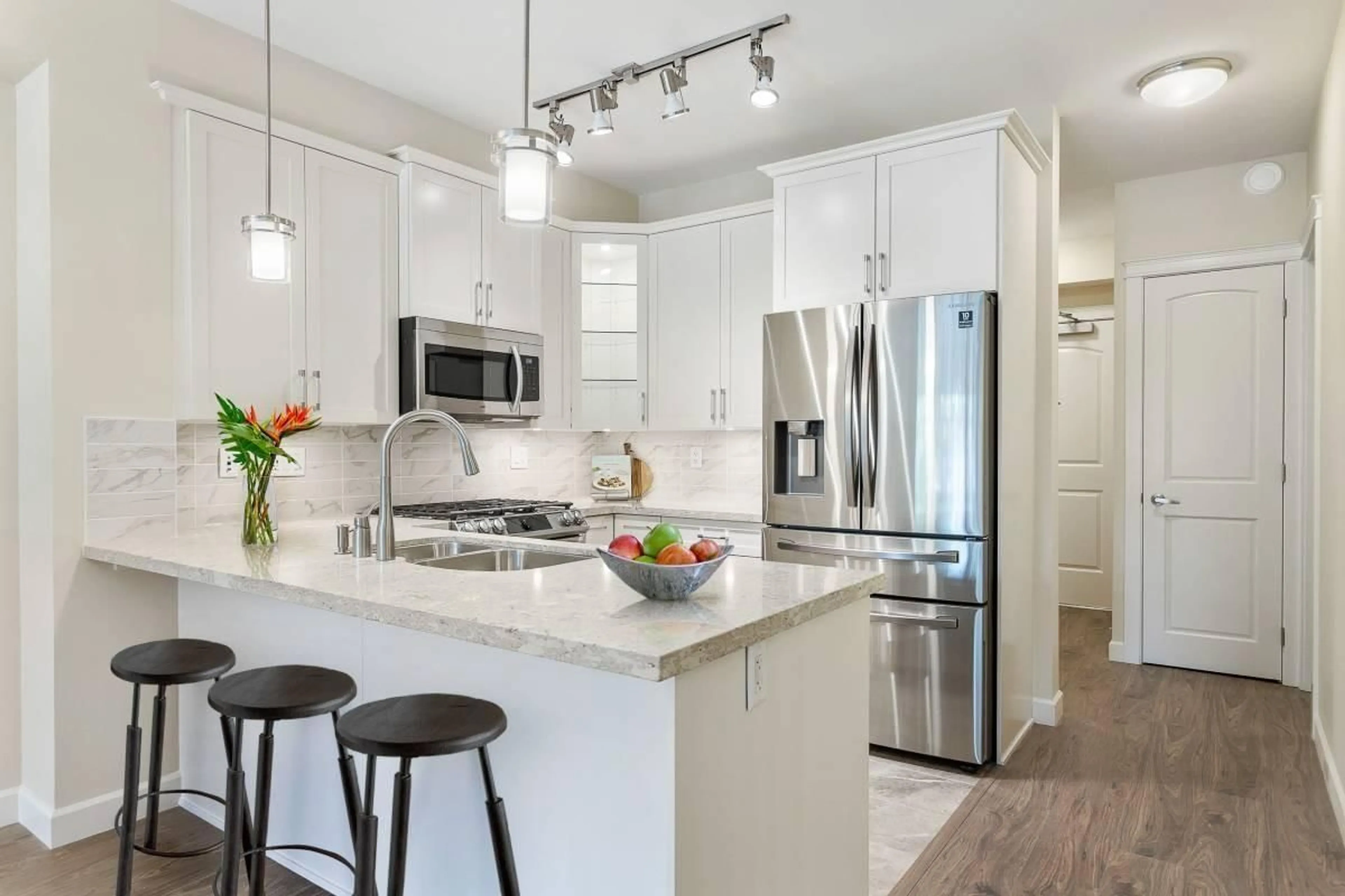 Open concept kitchen, unknown for 307 - 20367 85, Langley British Columbia V2Y3R1