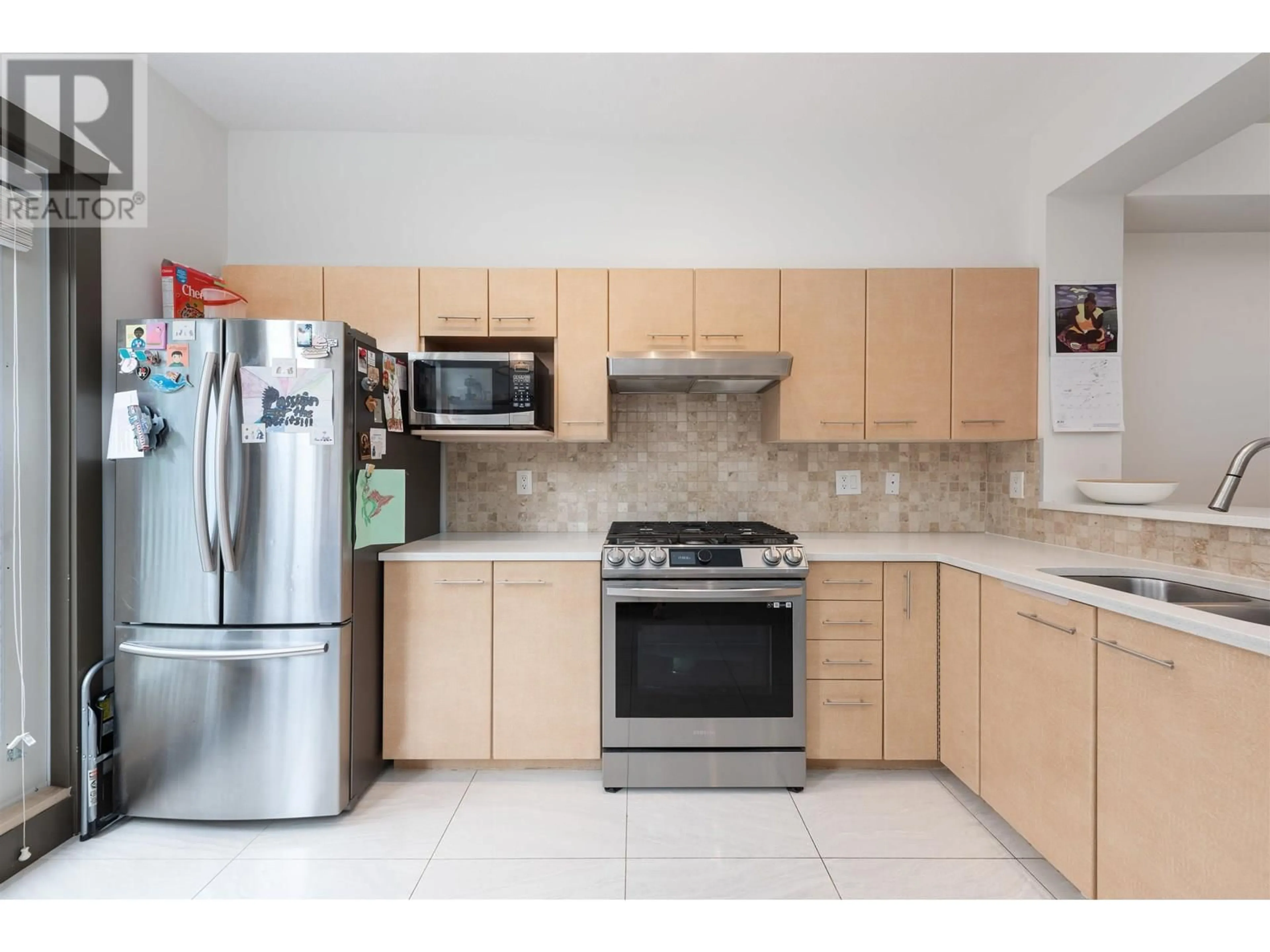 Standard kitchen, ceramic/tile floor for 80 - 9133 SILLS AVENUE, Richmond British Columbia V6Y4H6