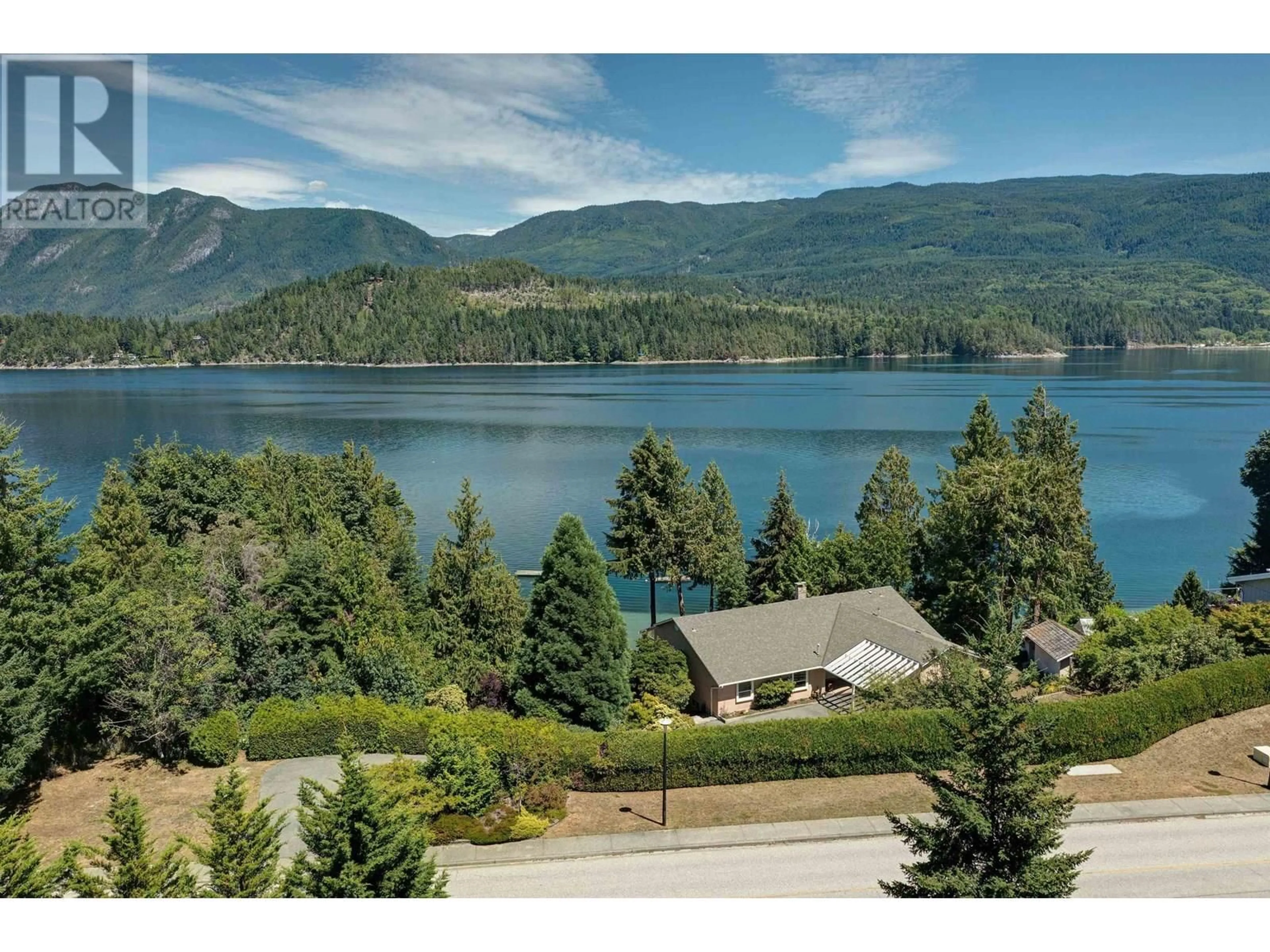 A pic from outside/outdoor area/front of a property/back of a property/a pic from drone, water/lake/river/ocean view for 6448 GALE AVENUE, Sechelt British Columbia V7Z0L1