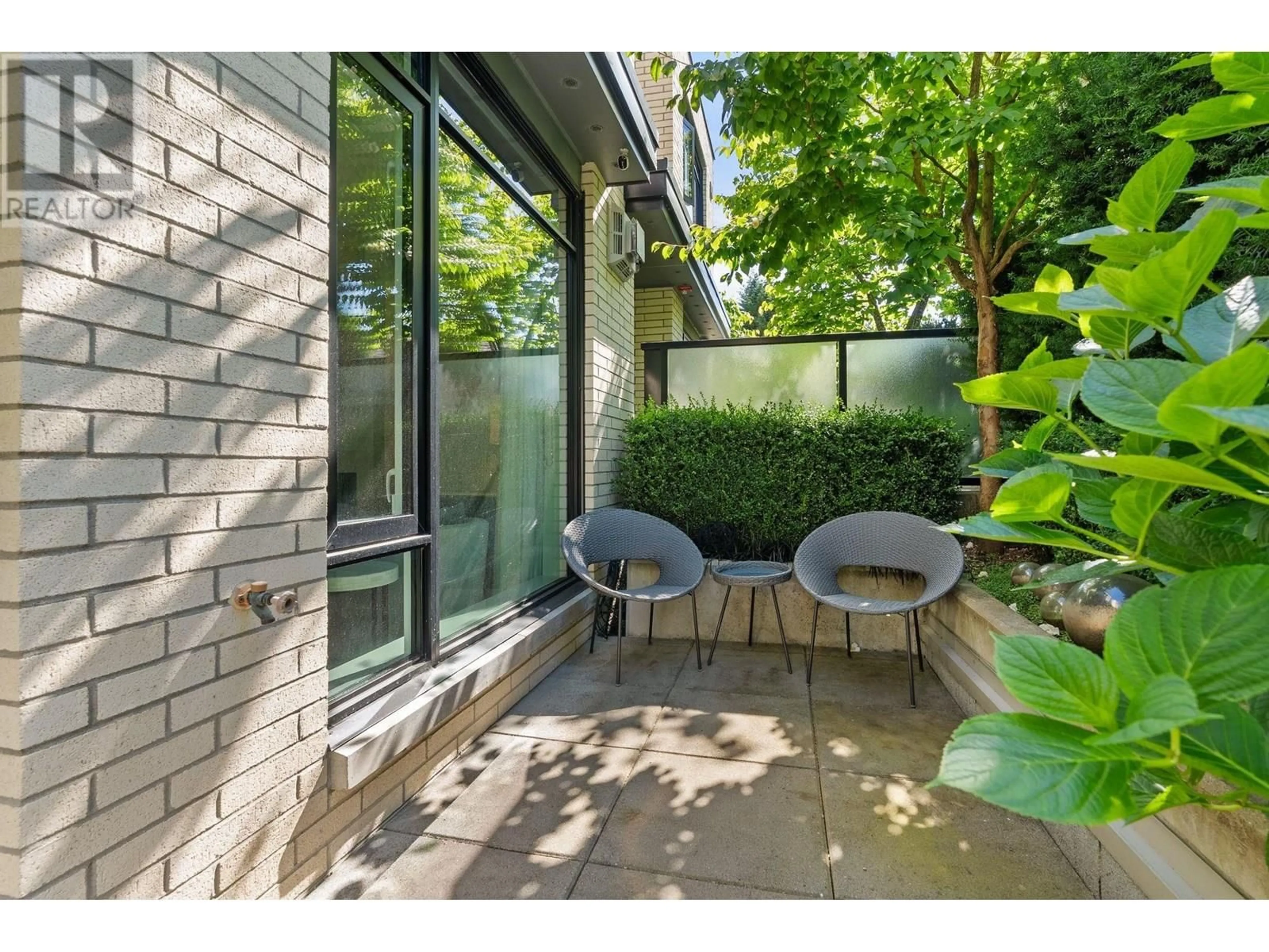 Patio, street for 2 - 4050 ASH STREET, Vancouver British Columbia V5Z0H2