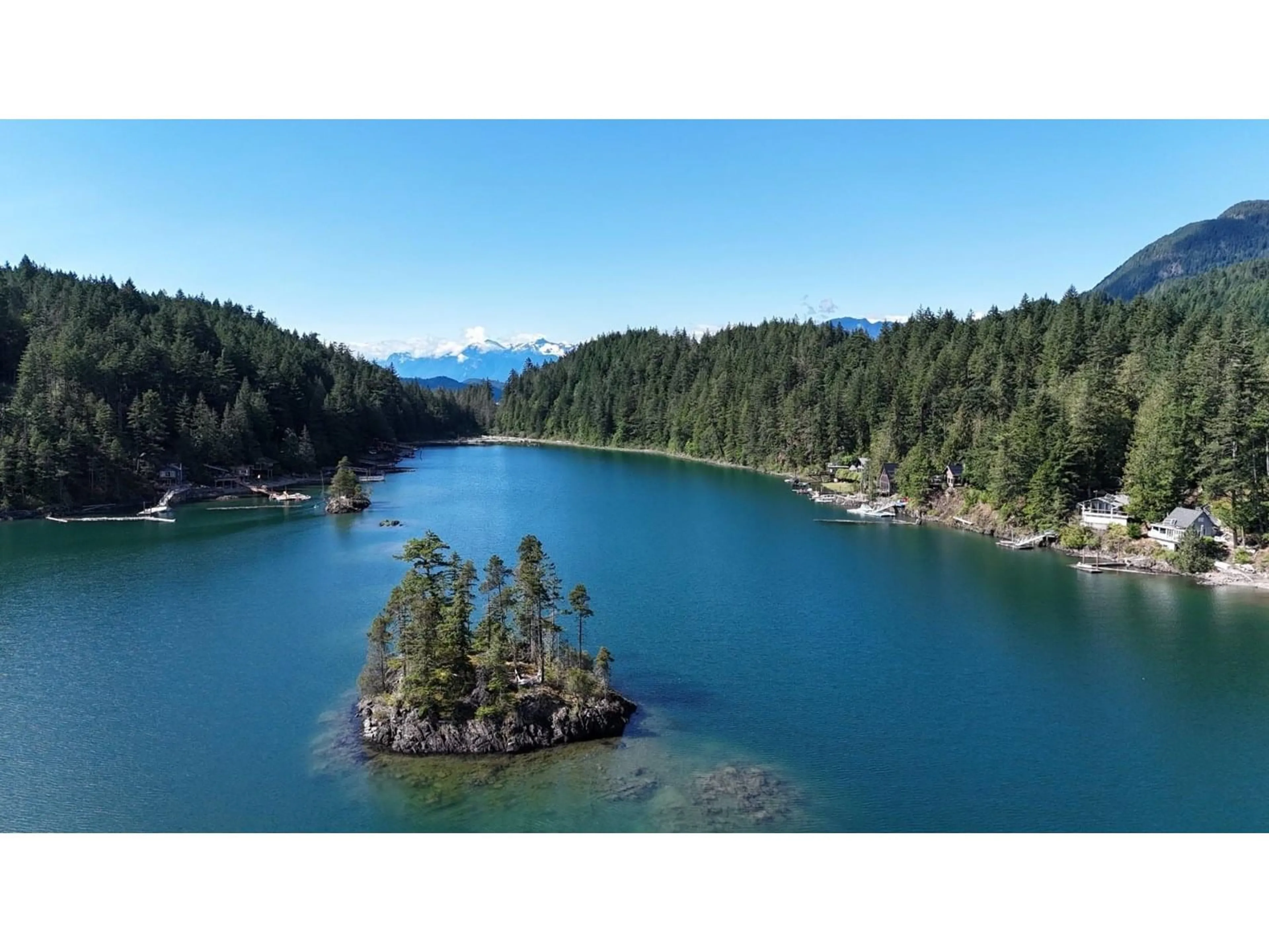 A pic from outside/outdoor area/front of a property/back of a property/a pic from drone, water/lake/river/ocean view for BLK A - DL 95 CASCADE BAY, Harrison Hot Springs British Columbia V0M1K0