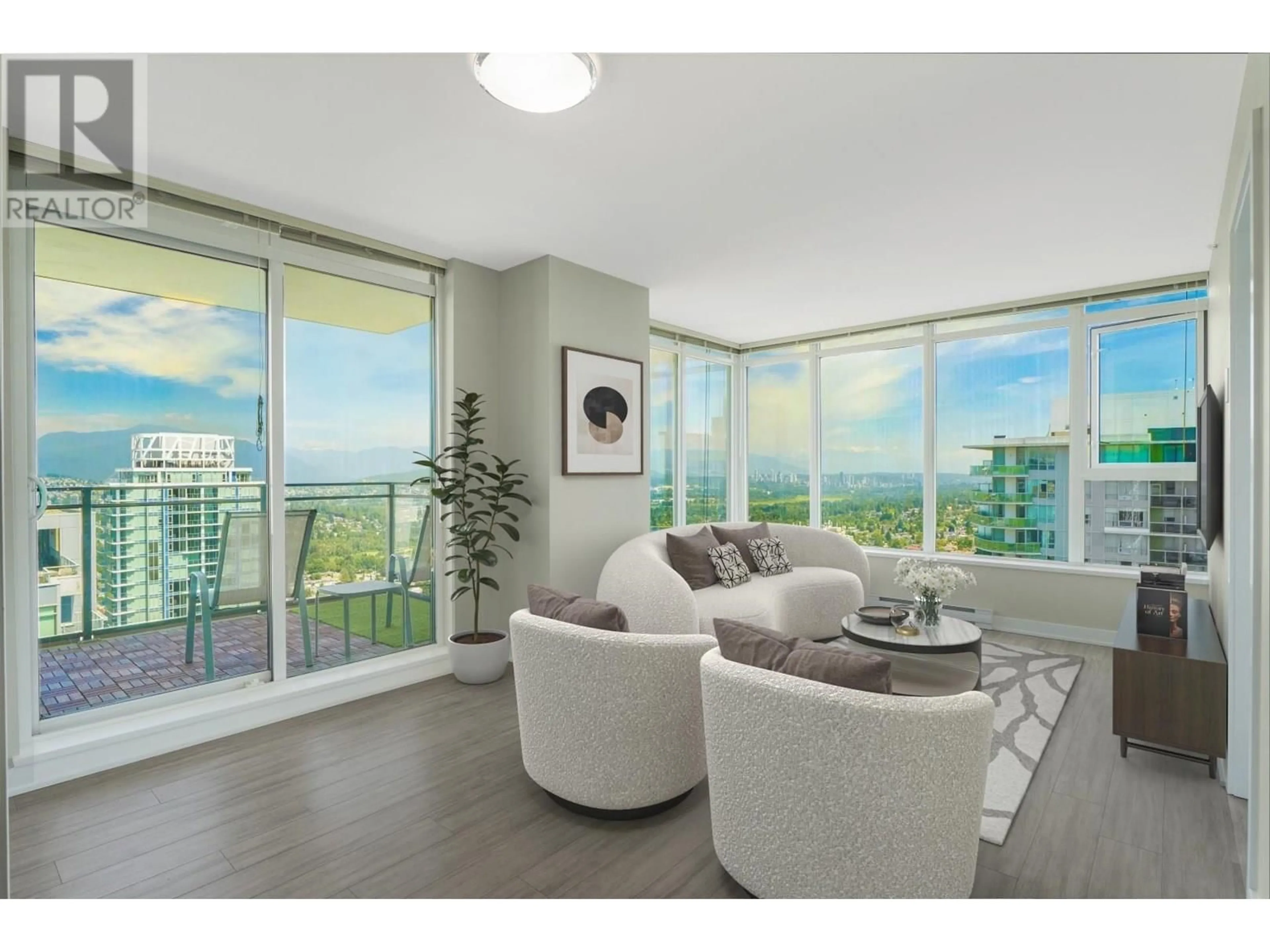 Living room with furniture, unknown for 4105 - 4900 LENNOX LANE, Burnaby British Columbia V5H0G9