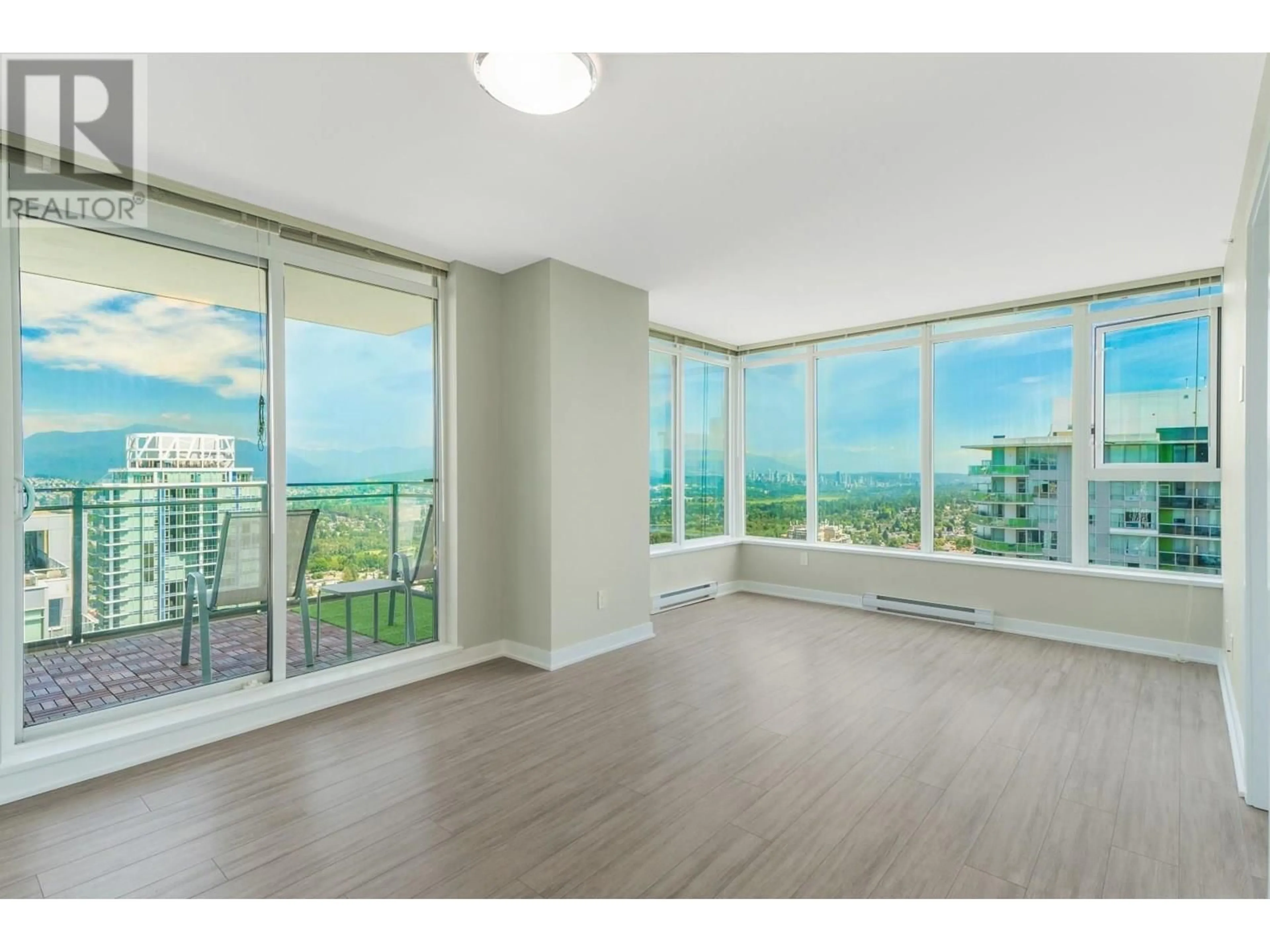 A pic of a room for 4105 - 4900 LENNOX LANE, Burnaby British Columbia V5H0G9