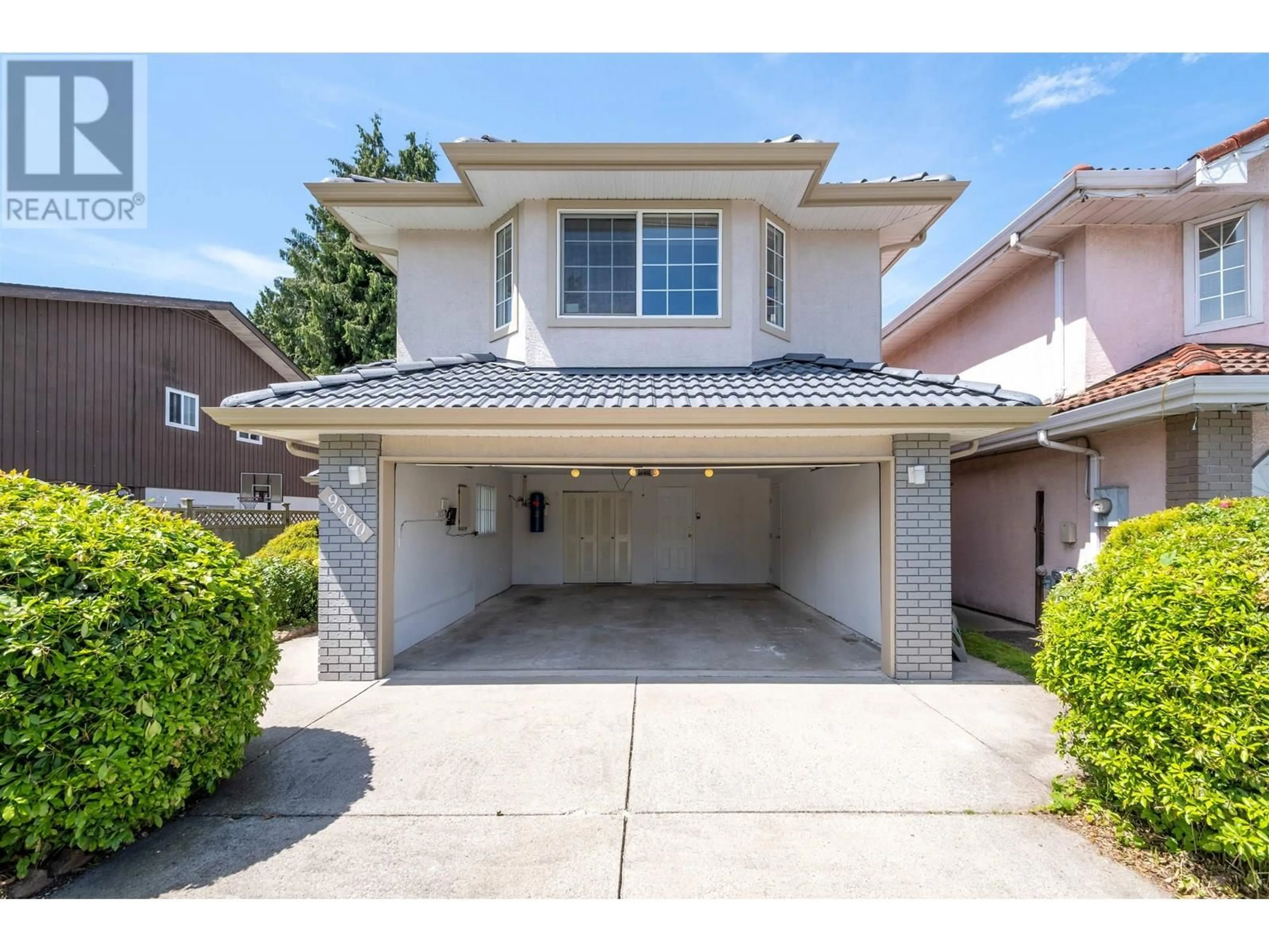 Home with vinyl exterior material, street for 9900 PATTERSON ROAD, Richmond British Columbia V6X1R2
