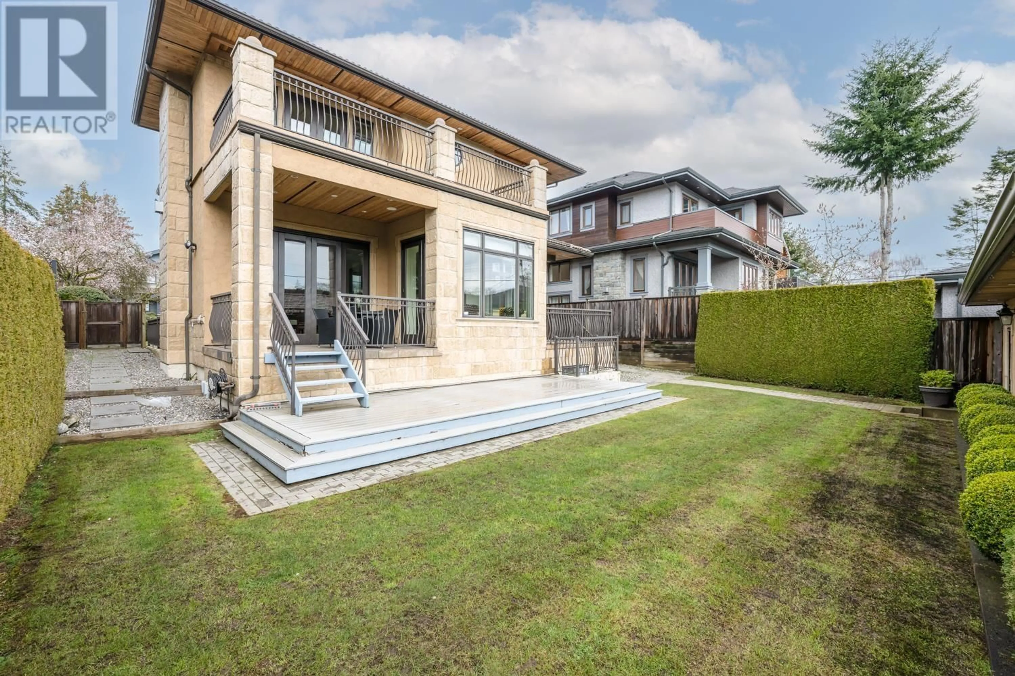 Patio, street for 4022 30TH AVENUE, Vancouver British Columbia V6S1X5