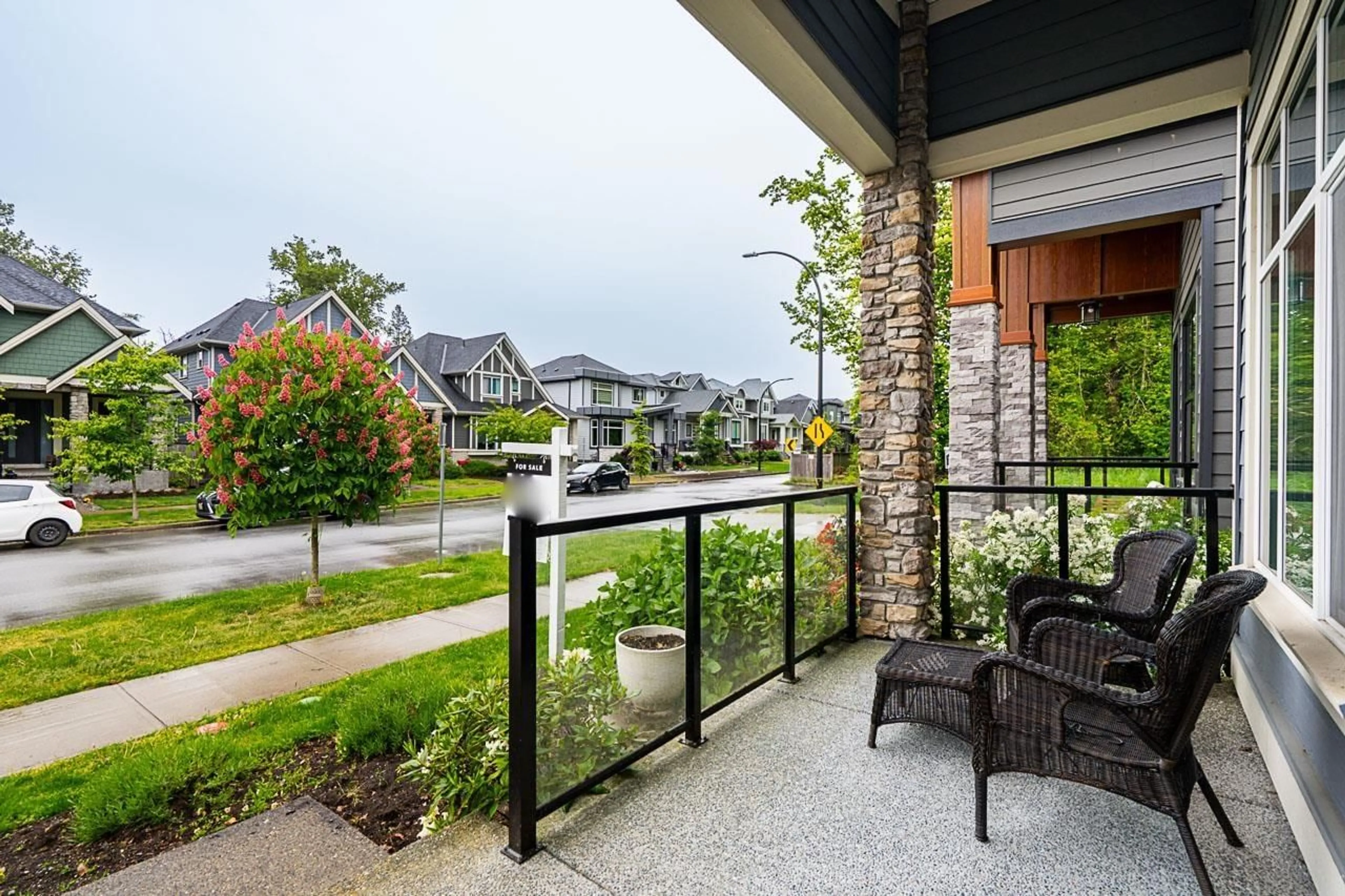Patio, unknown for 17138 0A, Surrey British Columbia V3Z0Y9