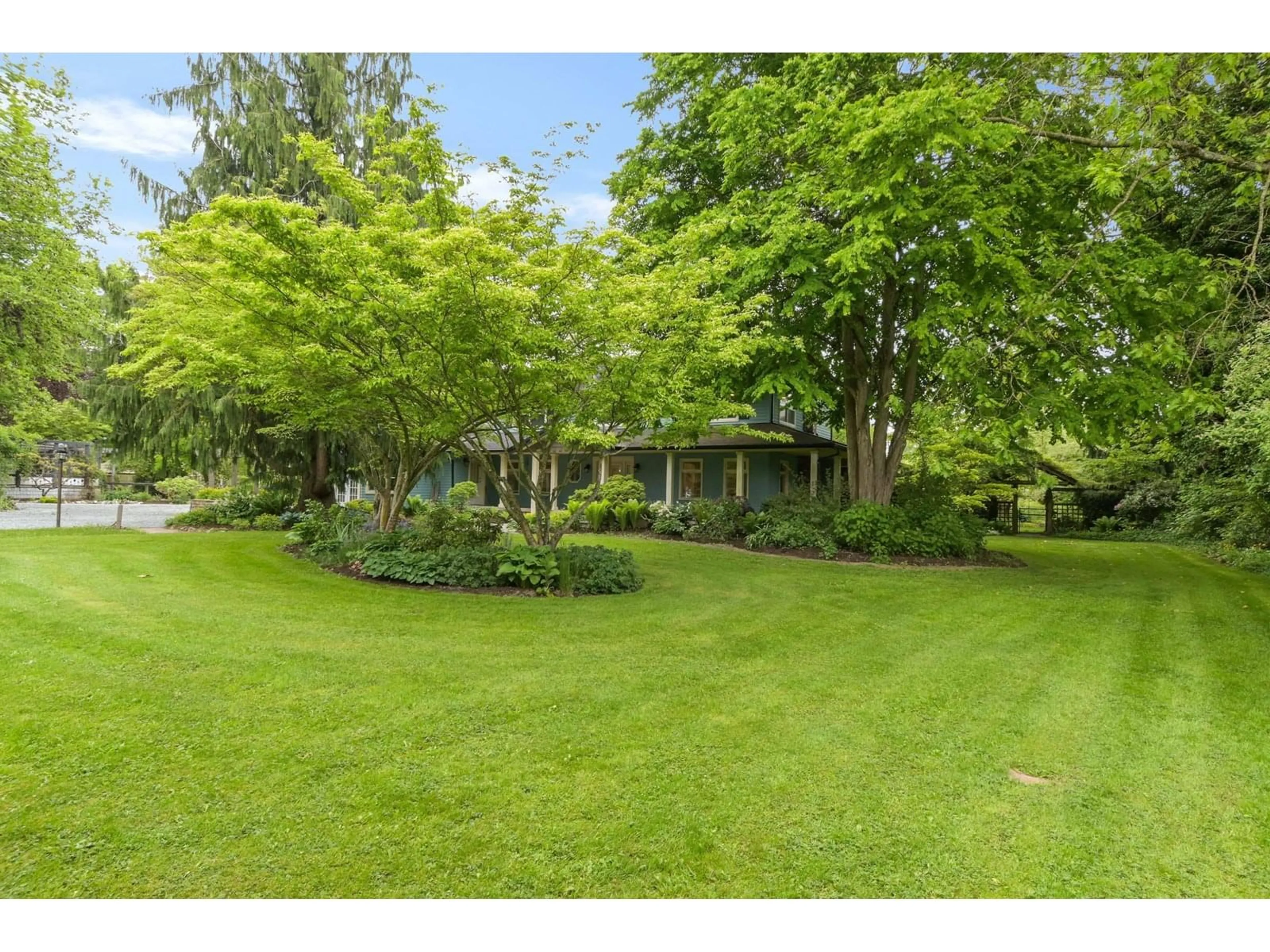A pic from outside/outdoor area/front of a property/back of a property/a pic from drone, unknown for 4664 236, Langley British Columbia V2Z2S4