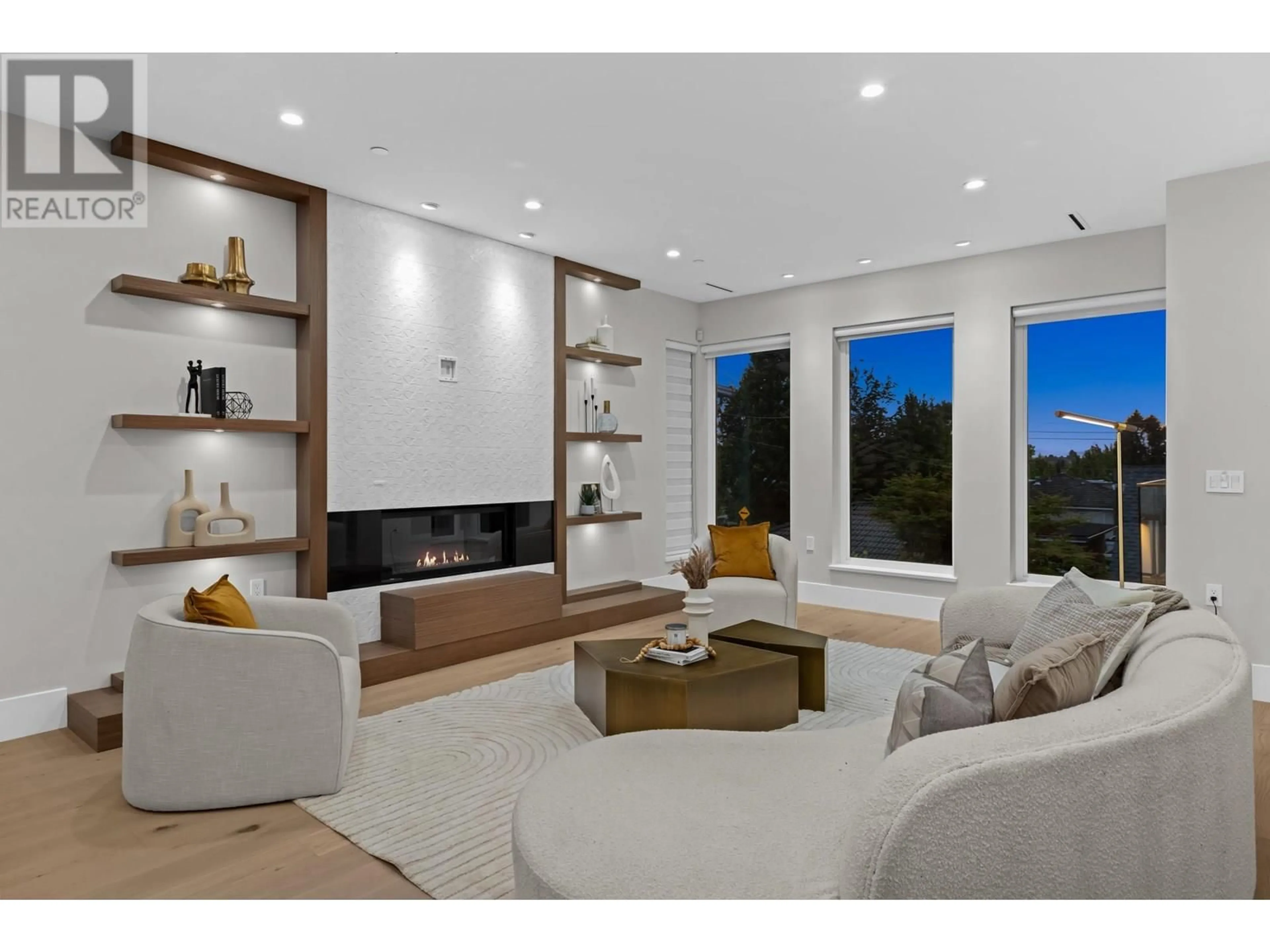 Living room with furniture, unknown for 3279 VIMY CRESCENT, Vancouver British Columbia V5M4B5