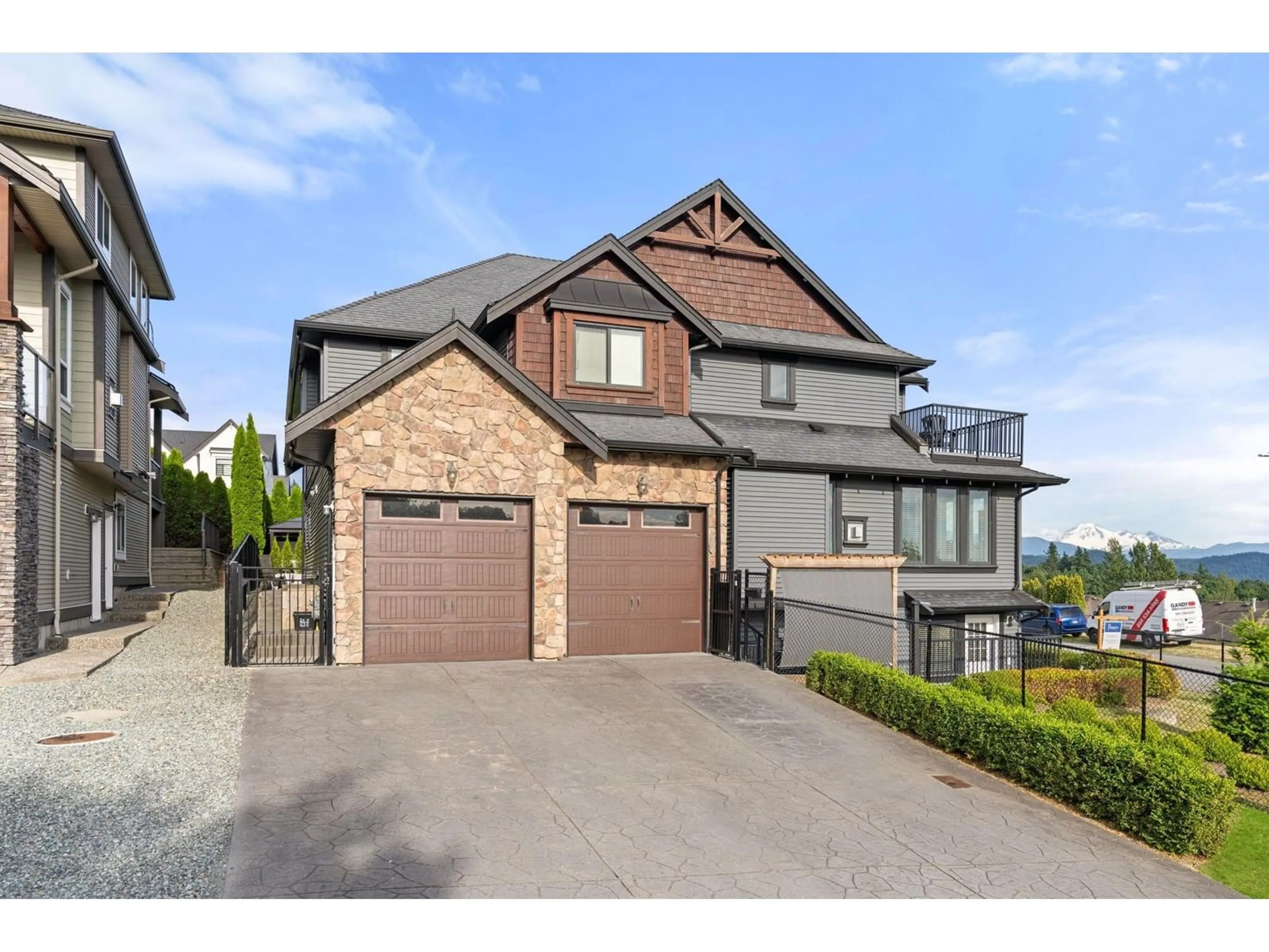 Home with brick exterior material, street for 33765 KNIGHT, Mission British Columbia V2V7C7
