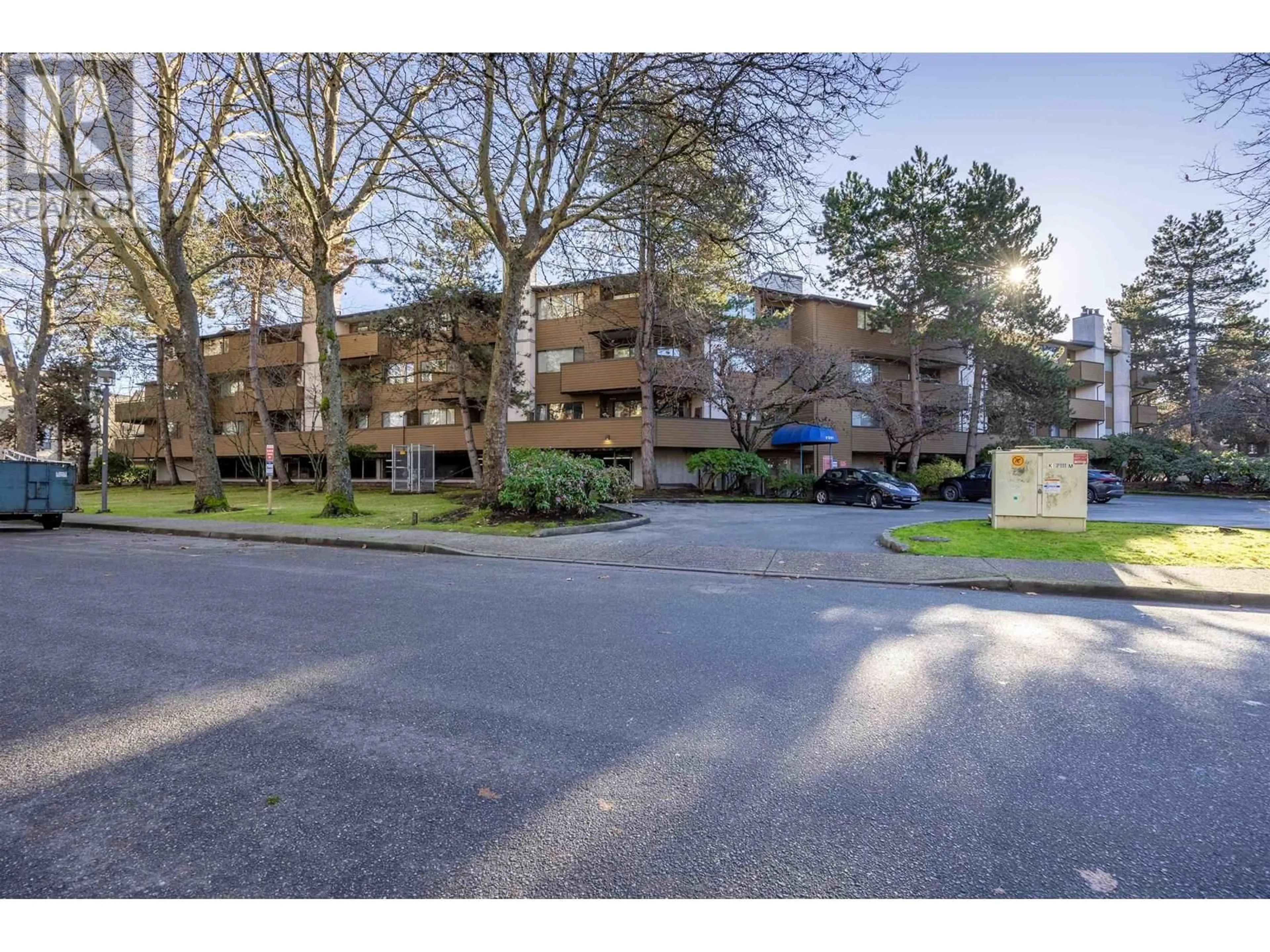 A pic from outside/outdoor area/front of a property/back of a property/a pic from drone, street for 204 - 7297 MOFFATT ROAD, Richmond British Columbia V6Y1X9