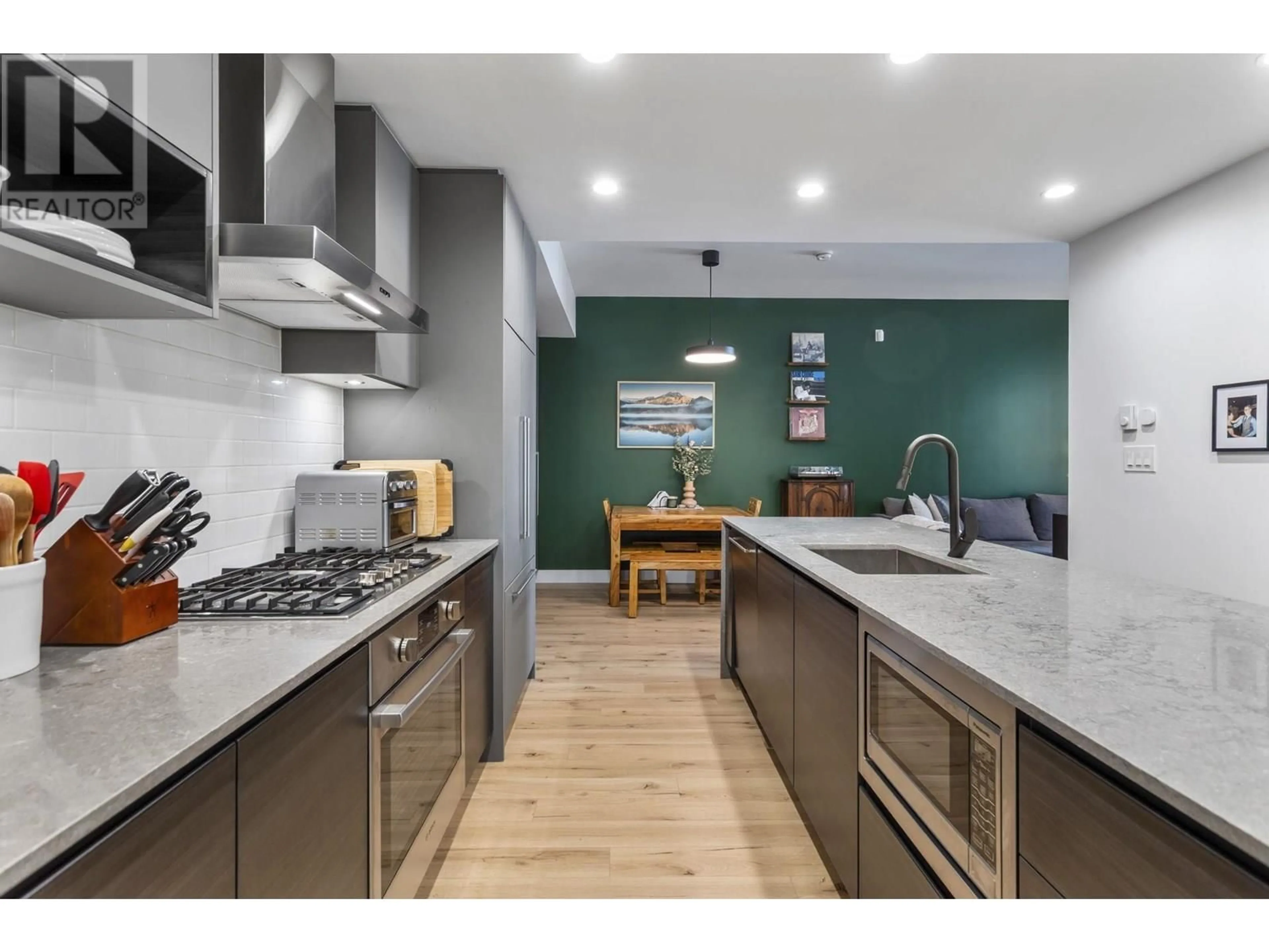Open concept kitchen, unknown for 331 - 55 KLAHANIE DRIVE, Port Moody British Columbia V3H0M9